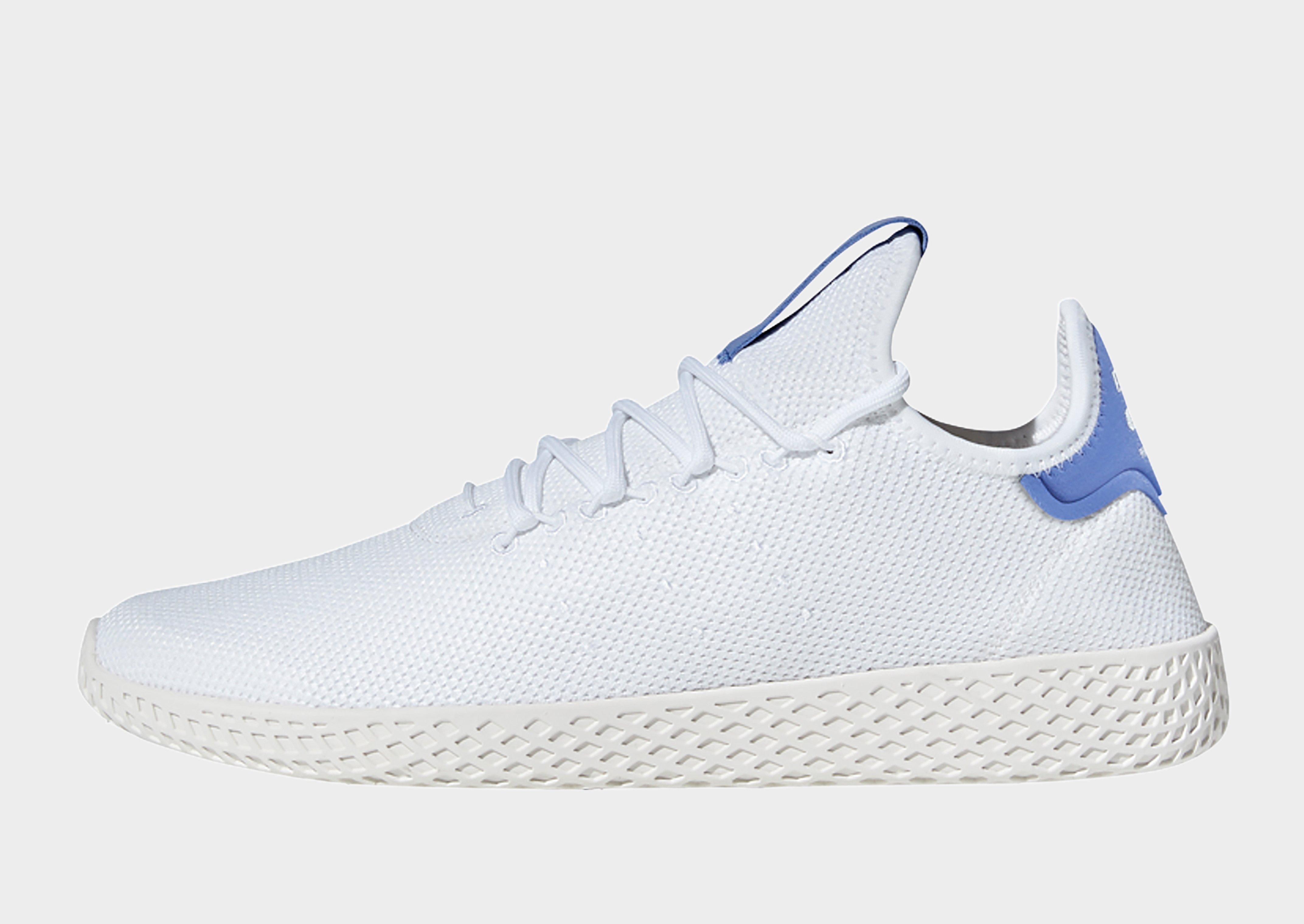 chaussure pharrell williams adidas