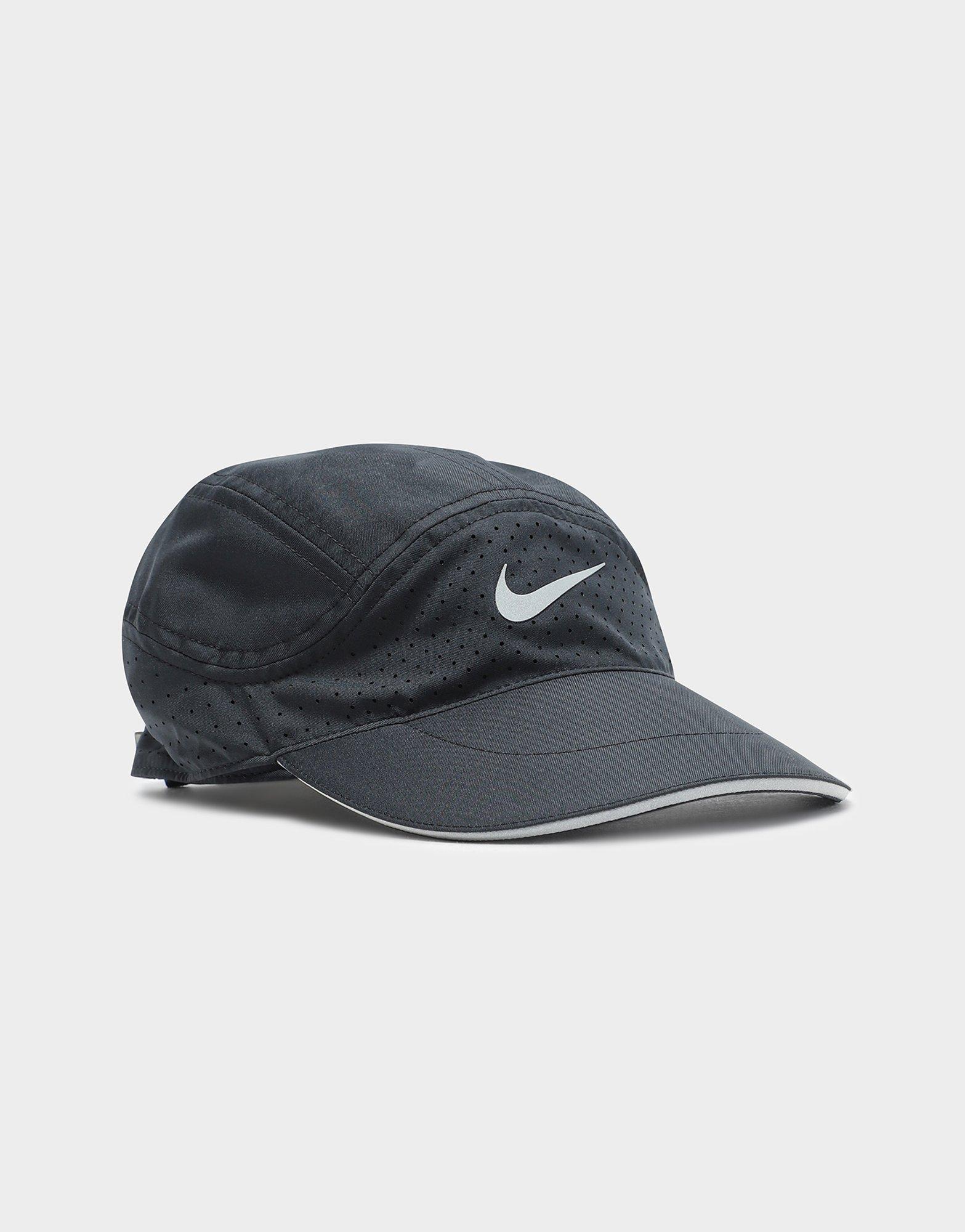 Nike Cap DRI-FIT ADV FLY in black