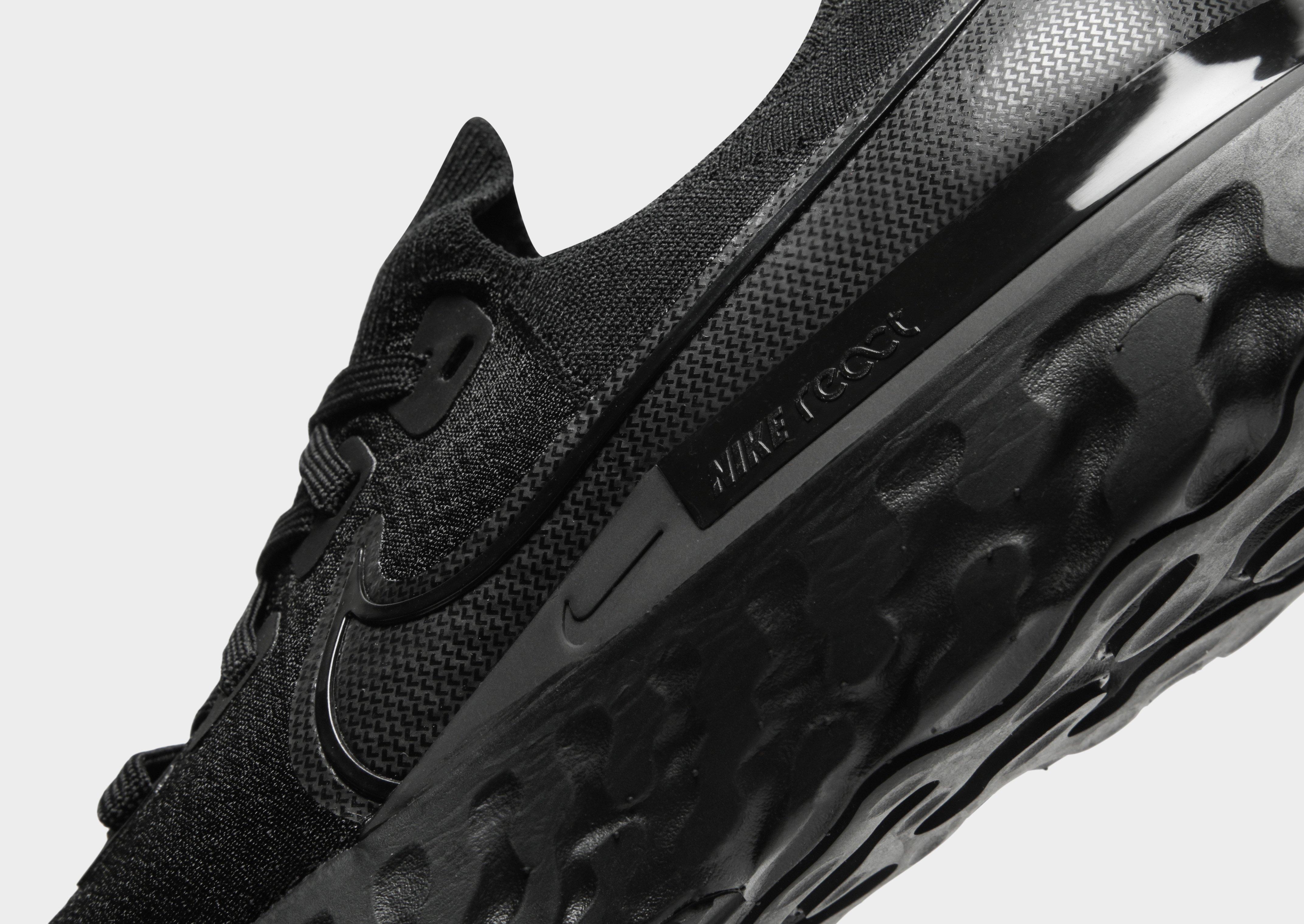 react infinity black