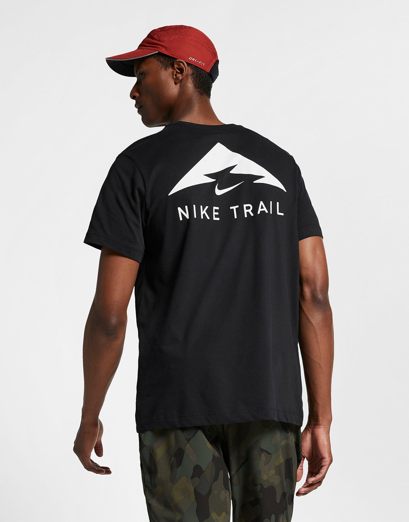 nike trail sweatshirt