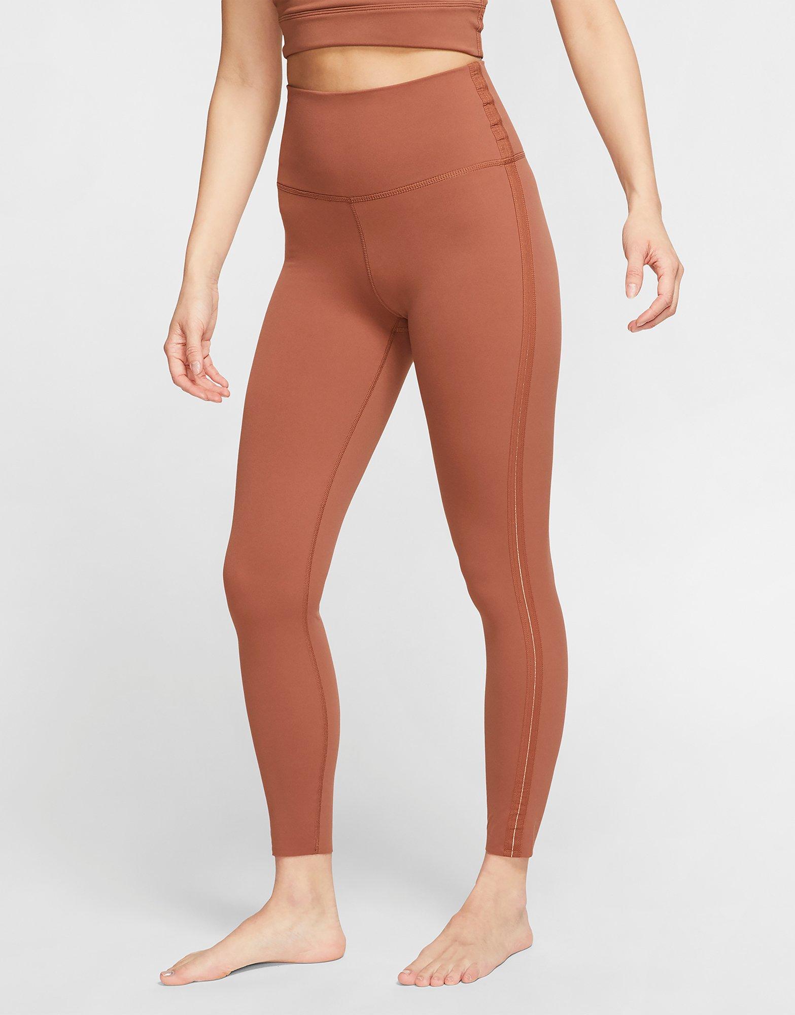 nike luxe yoga leggings
