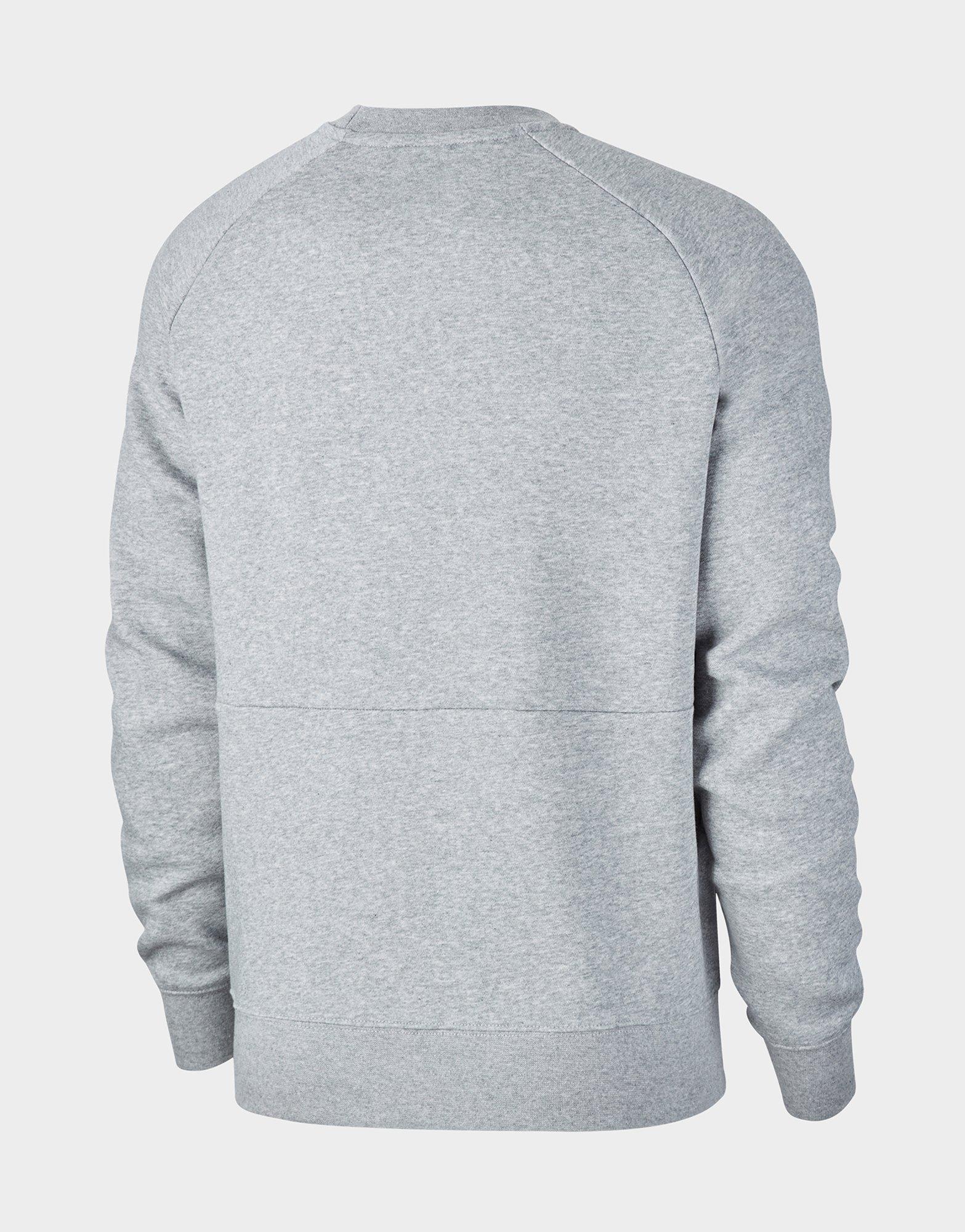 grey nike sweatshirt