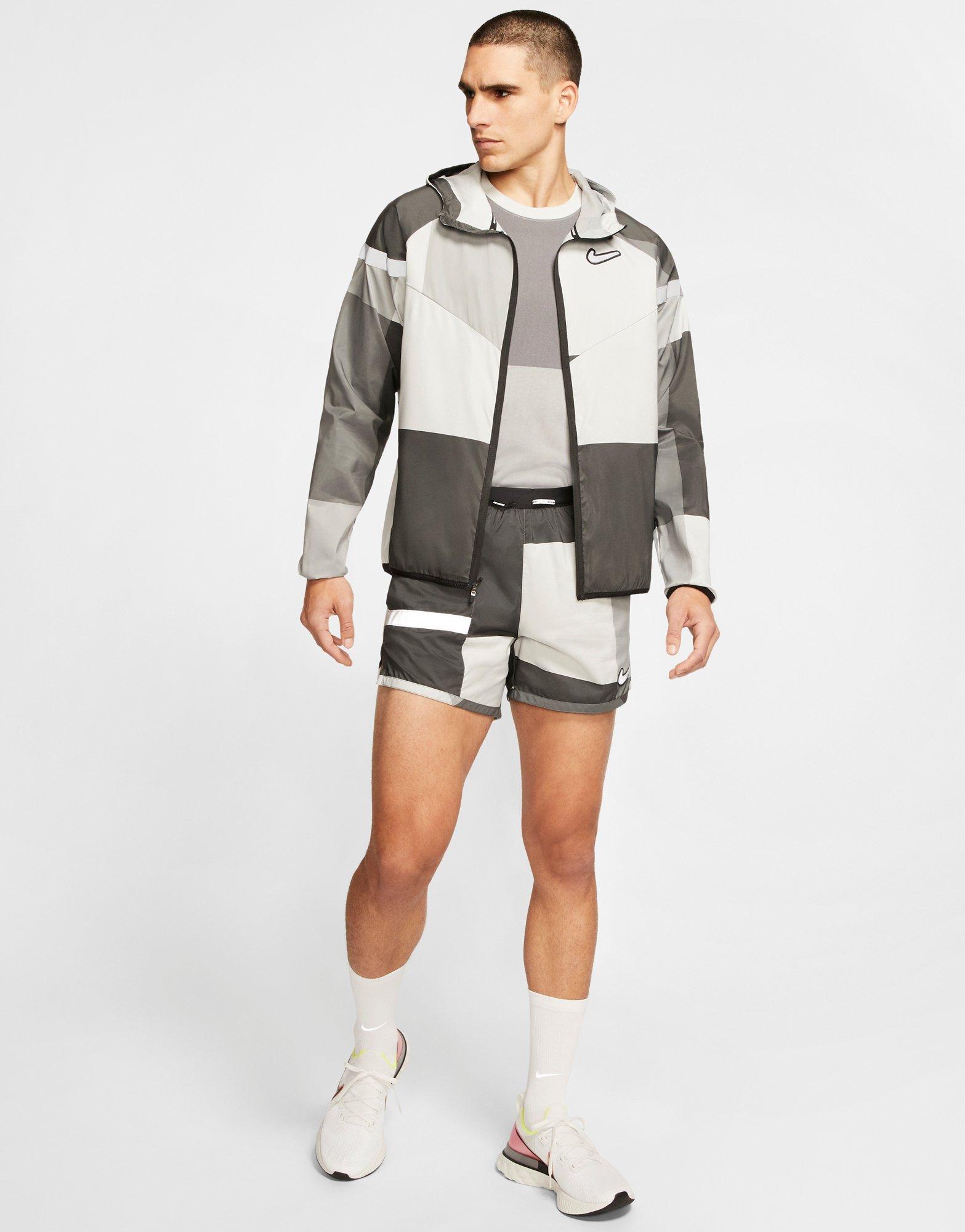 nike wild run windrunner