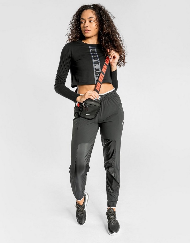 Nike Swoosh Run Crop Long Sleeve T-Shirt