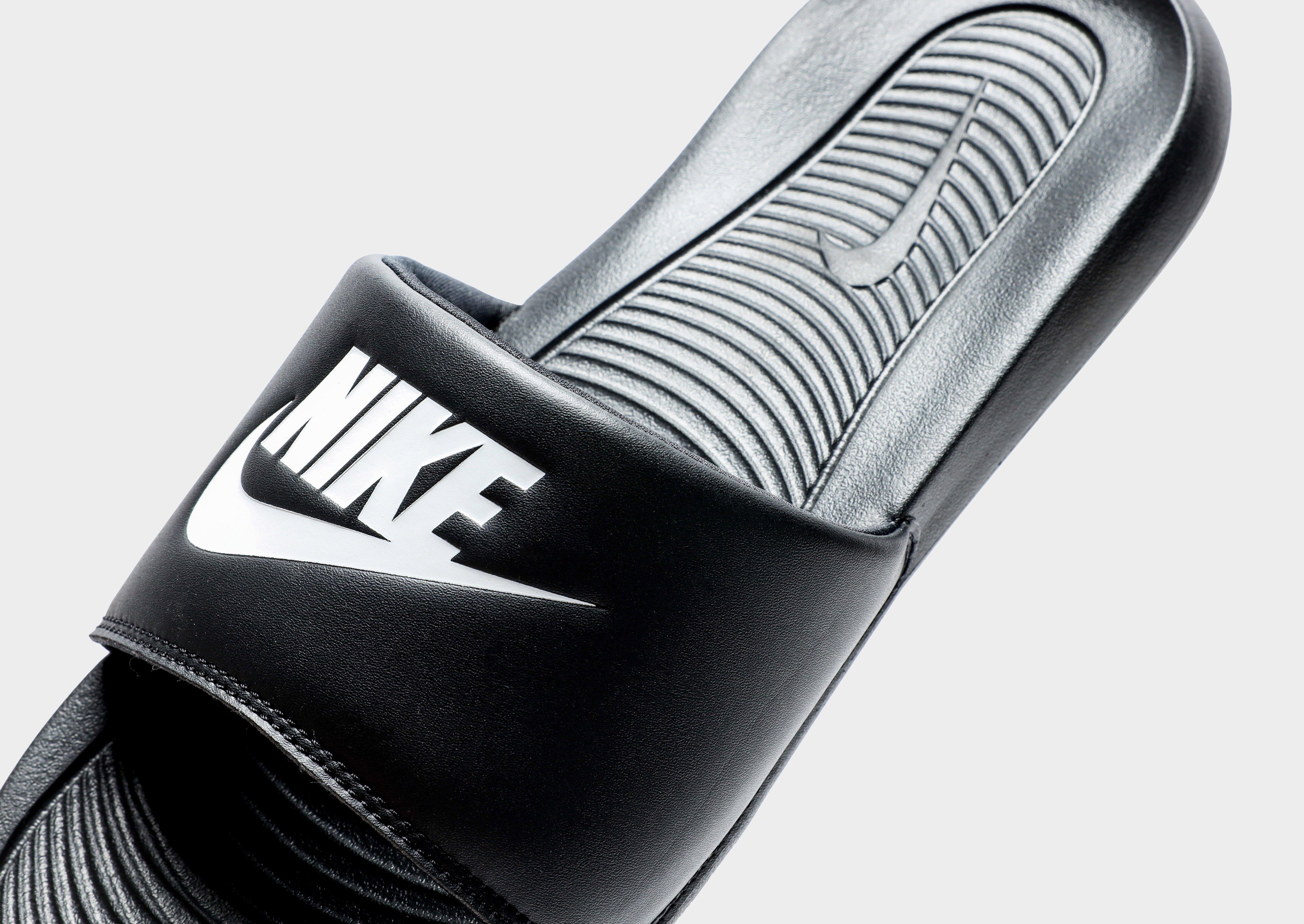 Nike Victori One Slides