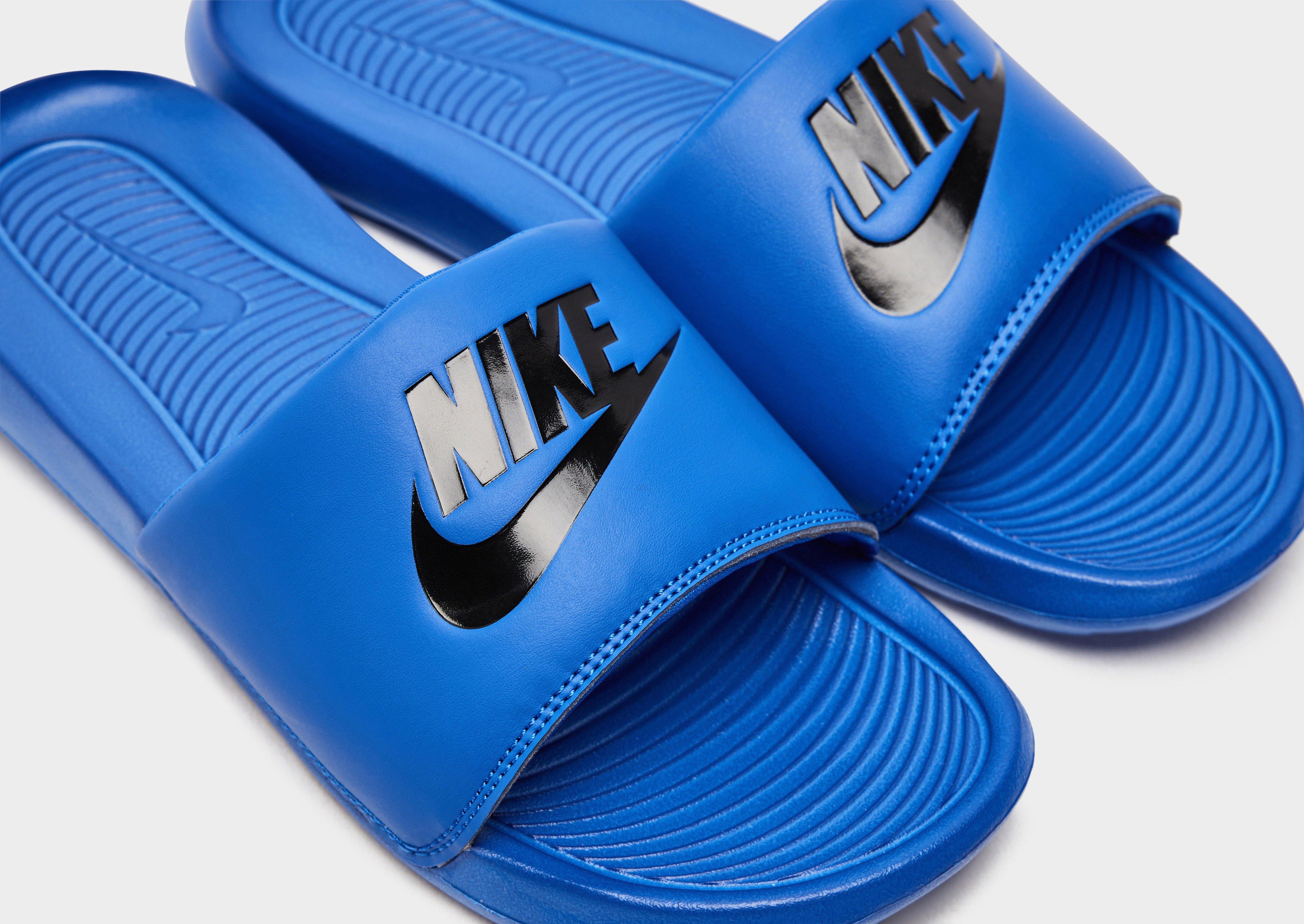 Nike Victori One Slides