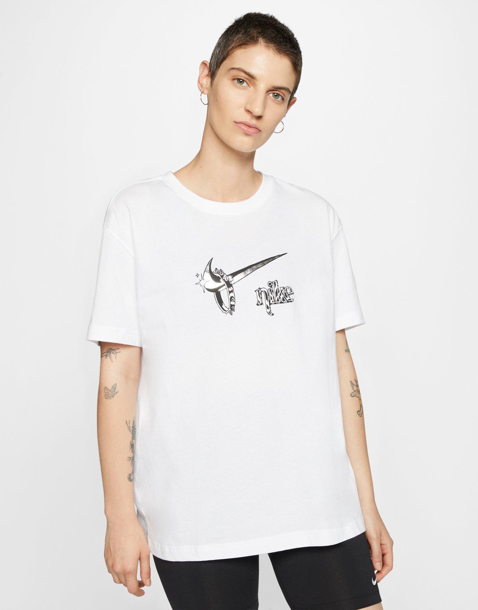 womens boyfriend fit t shirt