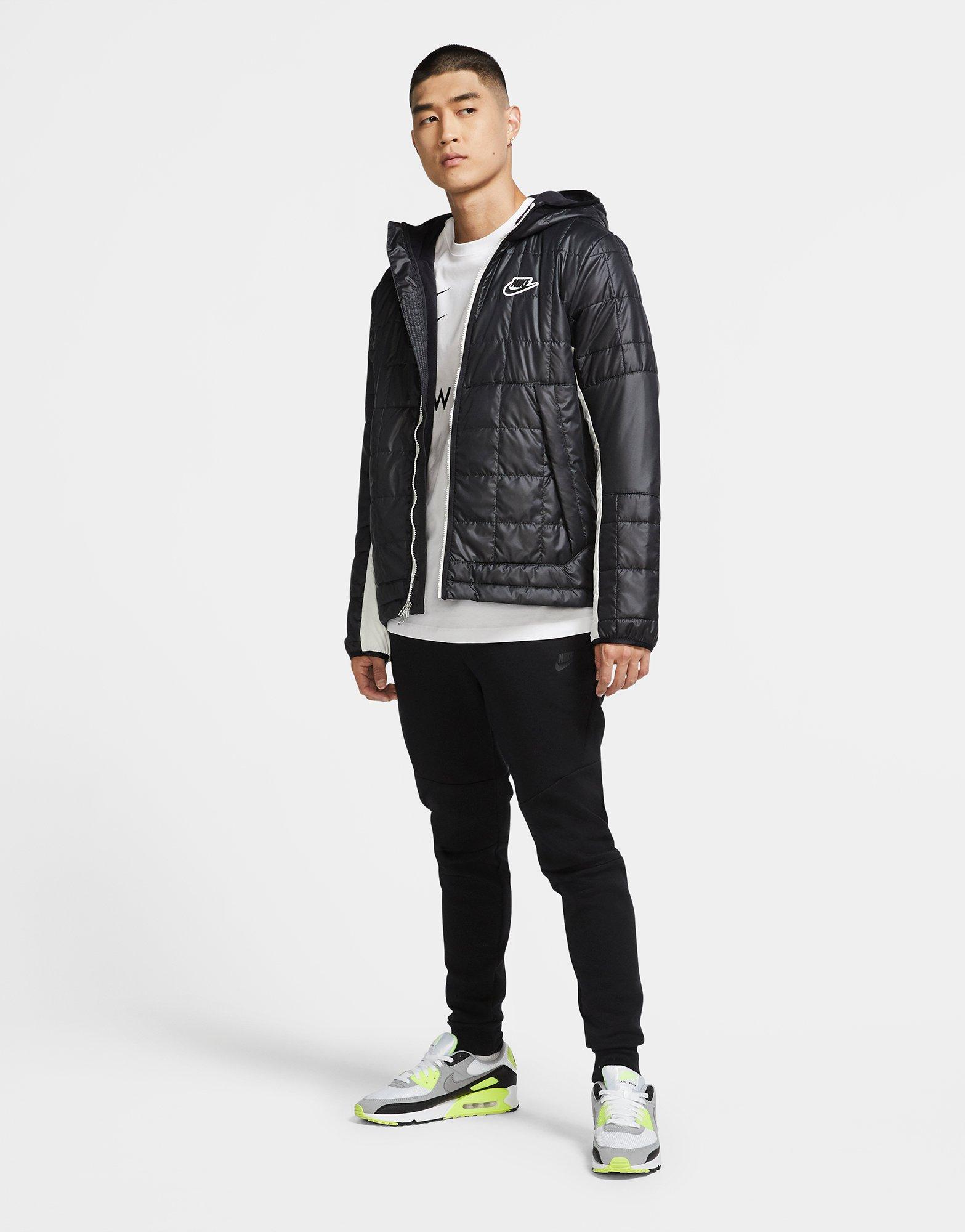 black nike lightweight jacket