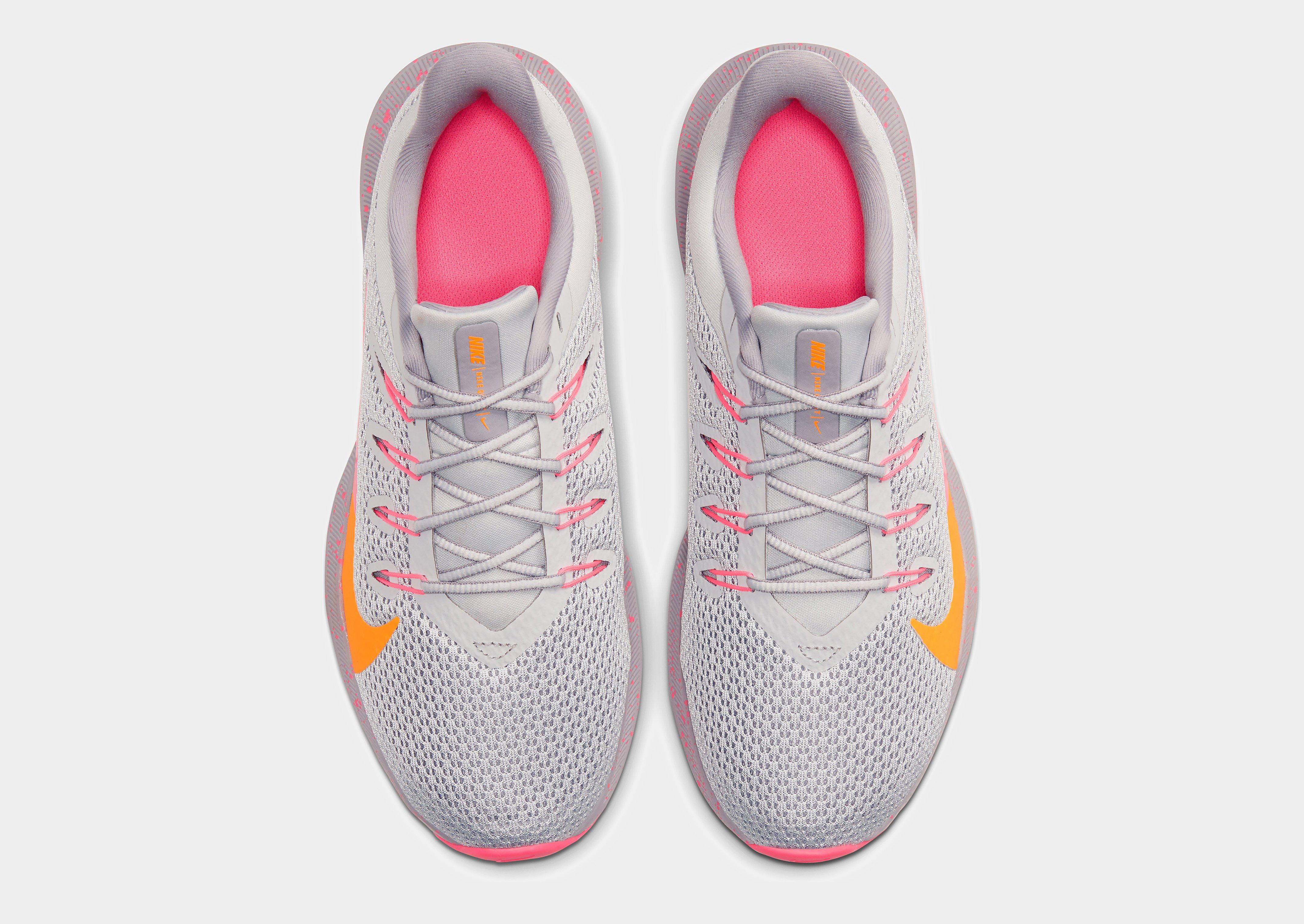 women's nike quest se