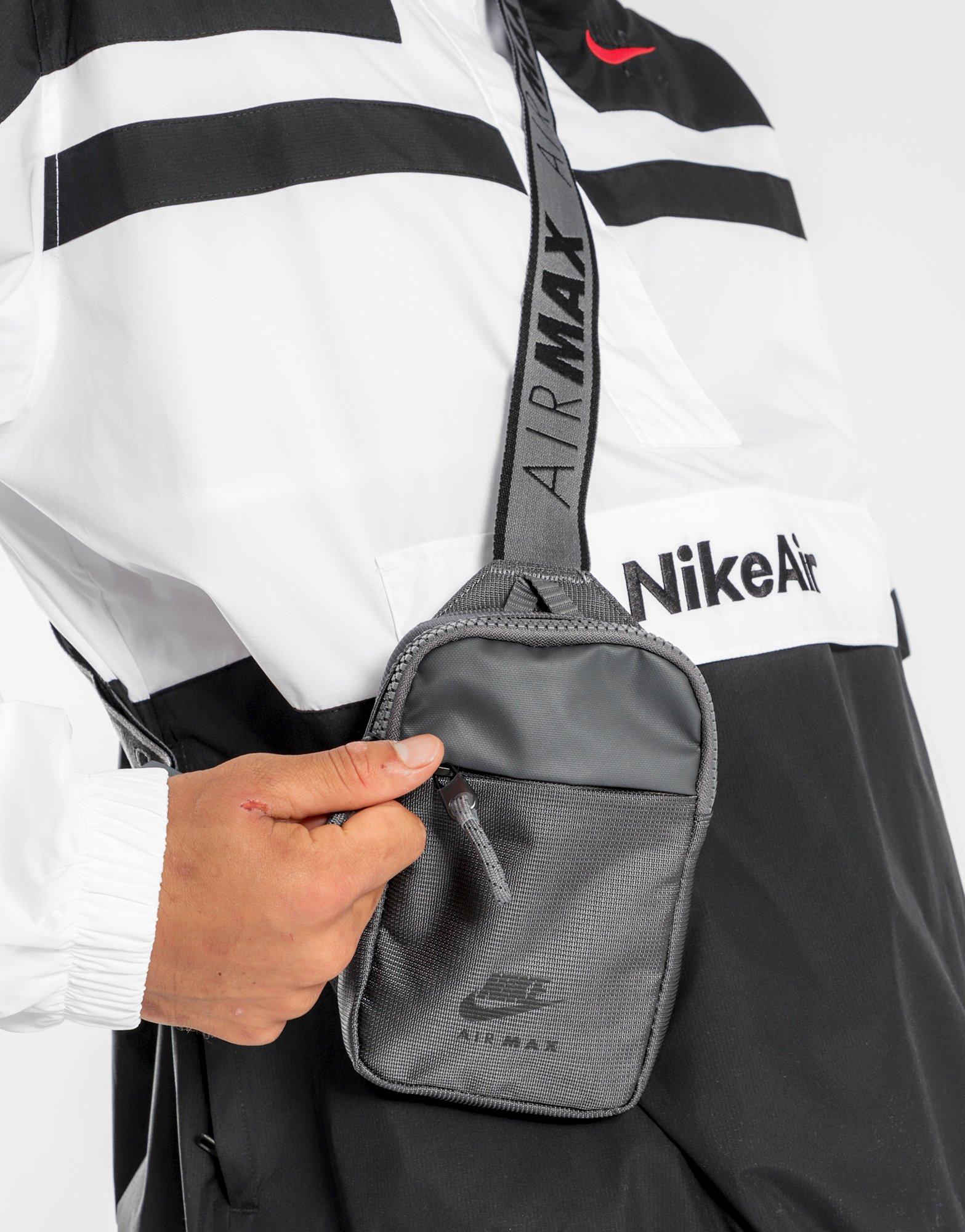 Nike Air Max Advantage Bag