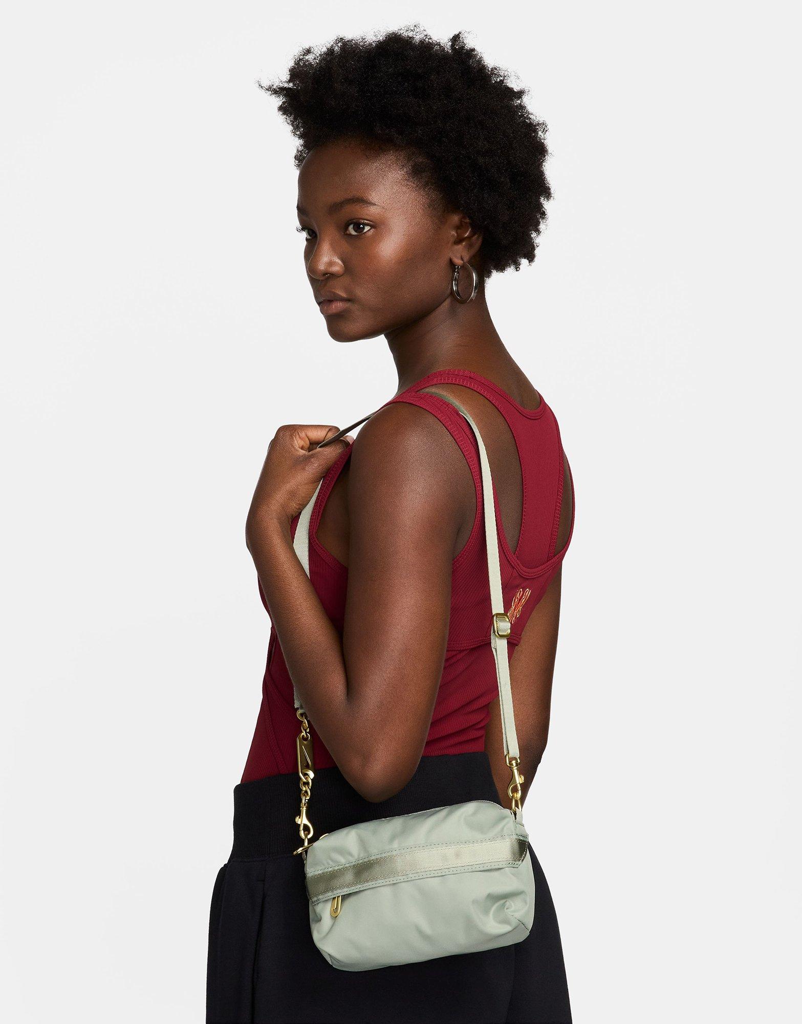 Nike crossbody bag women's online