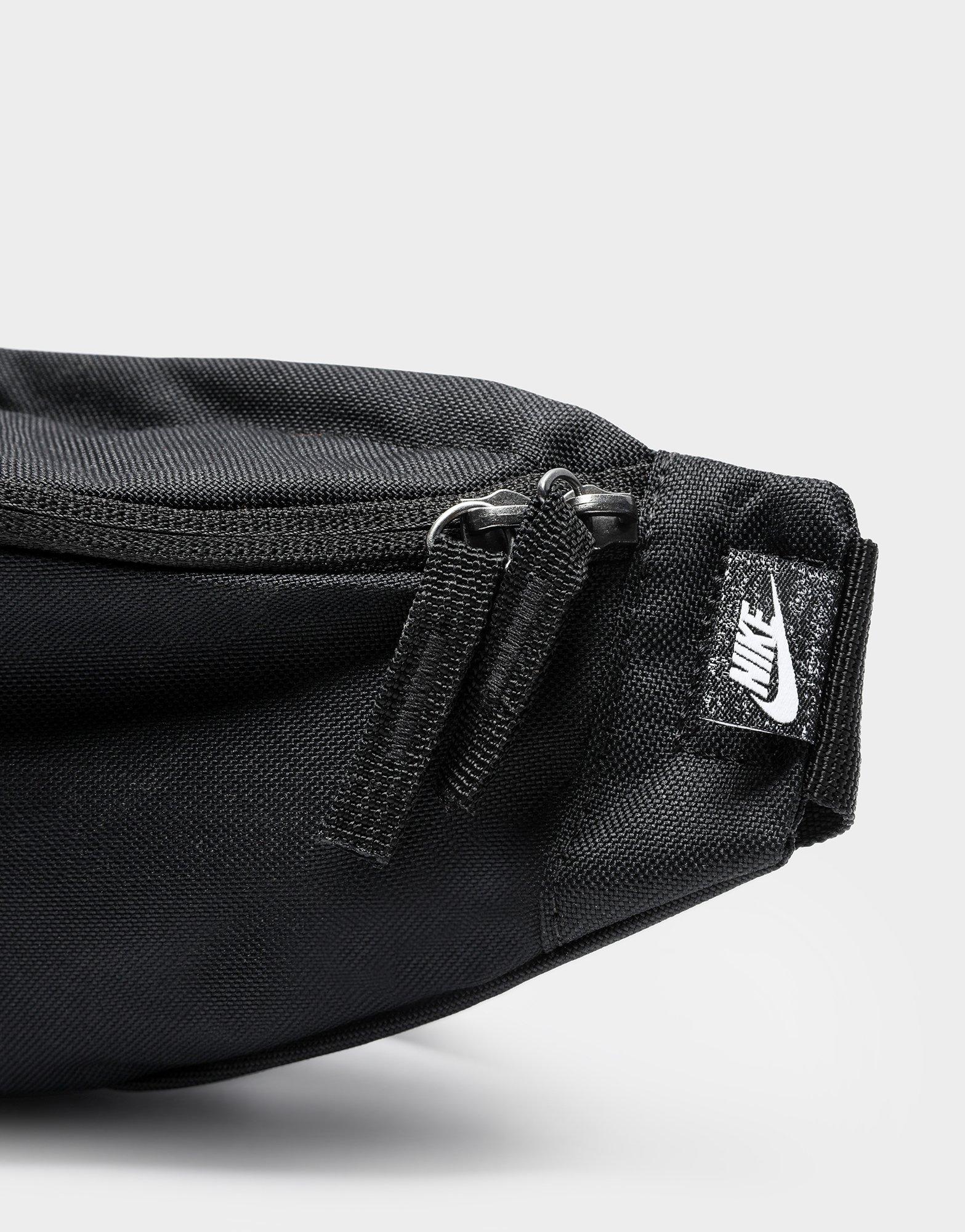 Nike Heritage Hip Bag