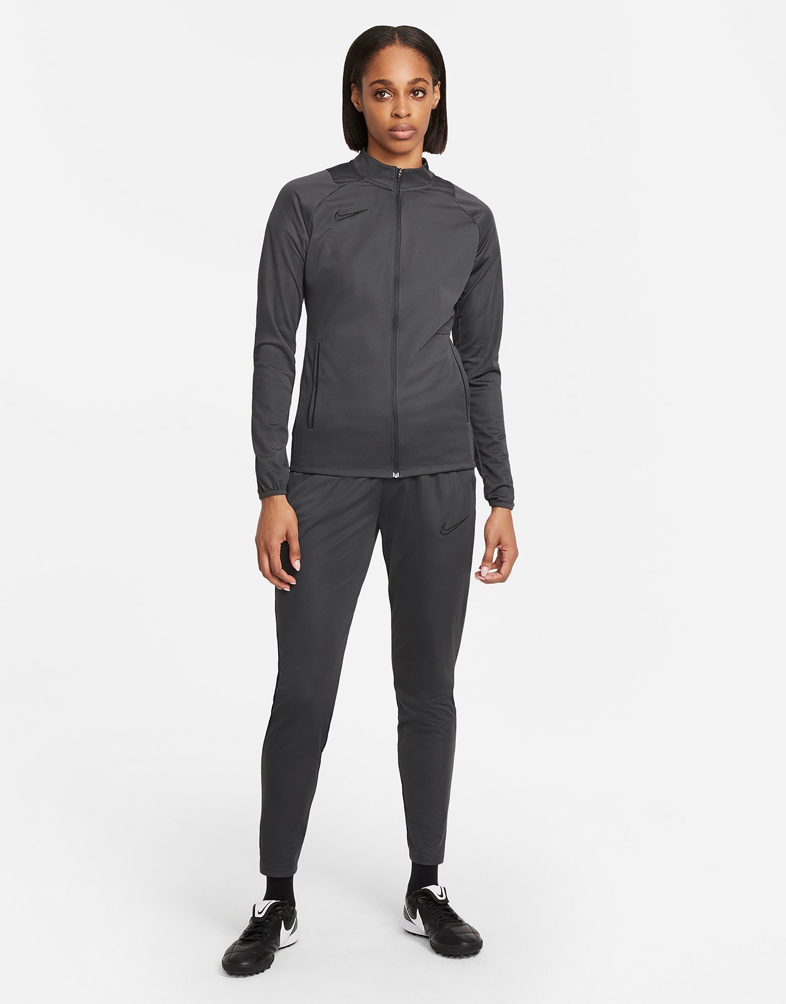 jd sports ladies black nike trainers