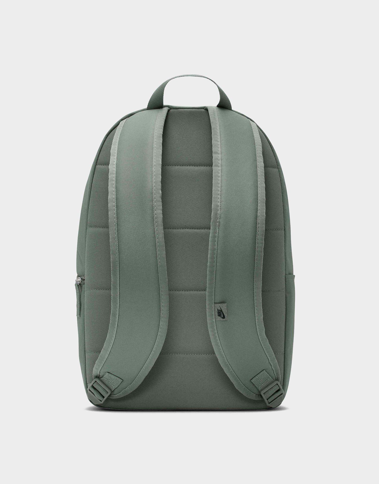 Nike Backpack (25L) Heritage
