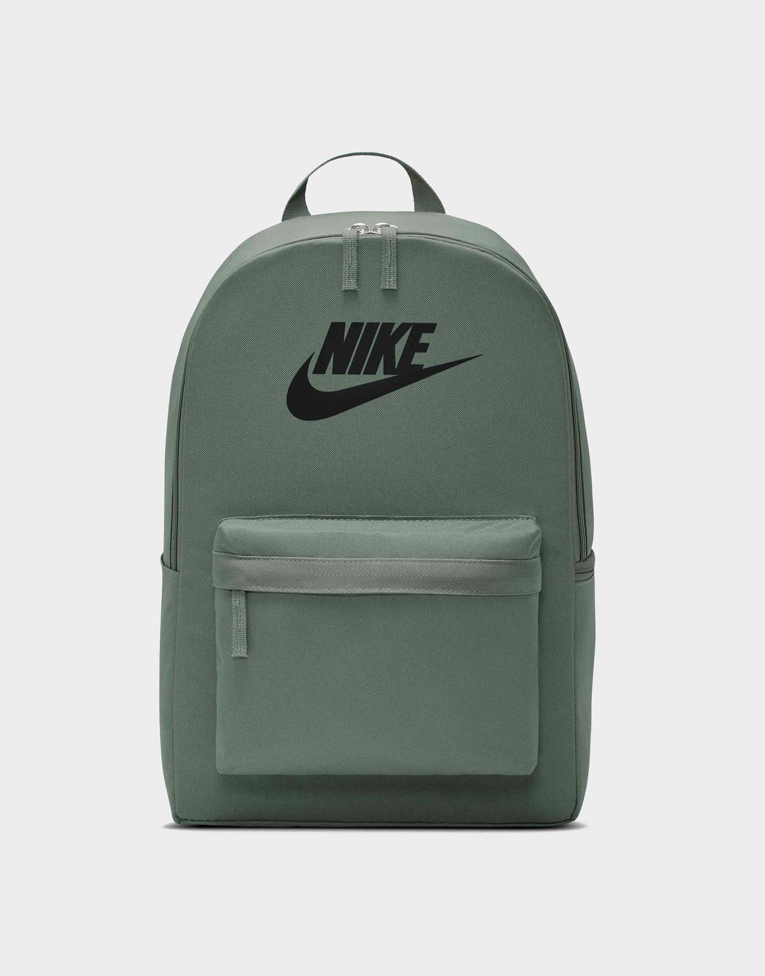 Nike Backpack (25L) Heritage