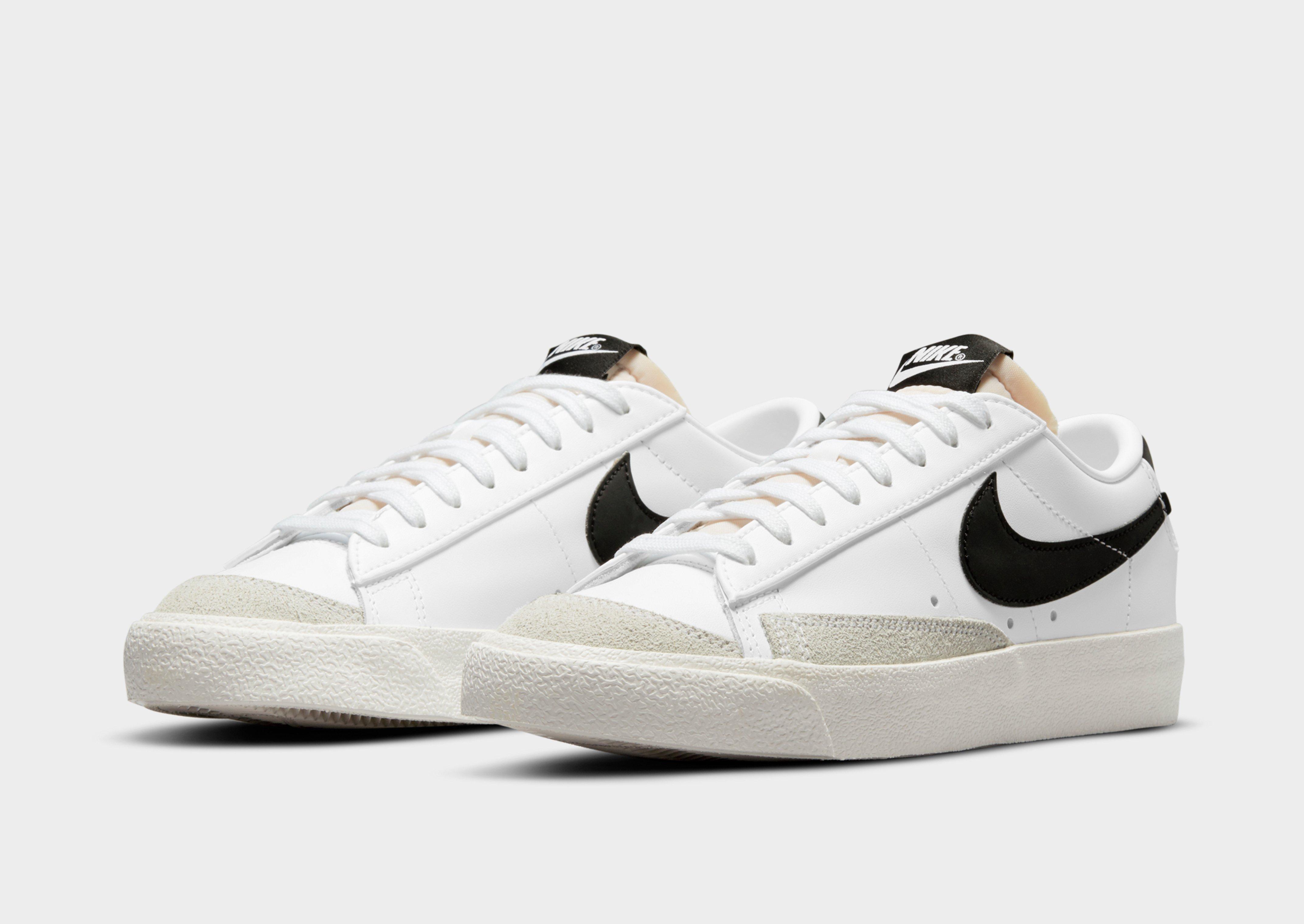 nike blazer low top black