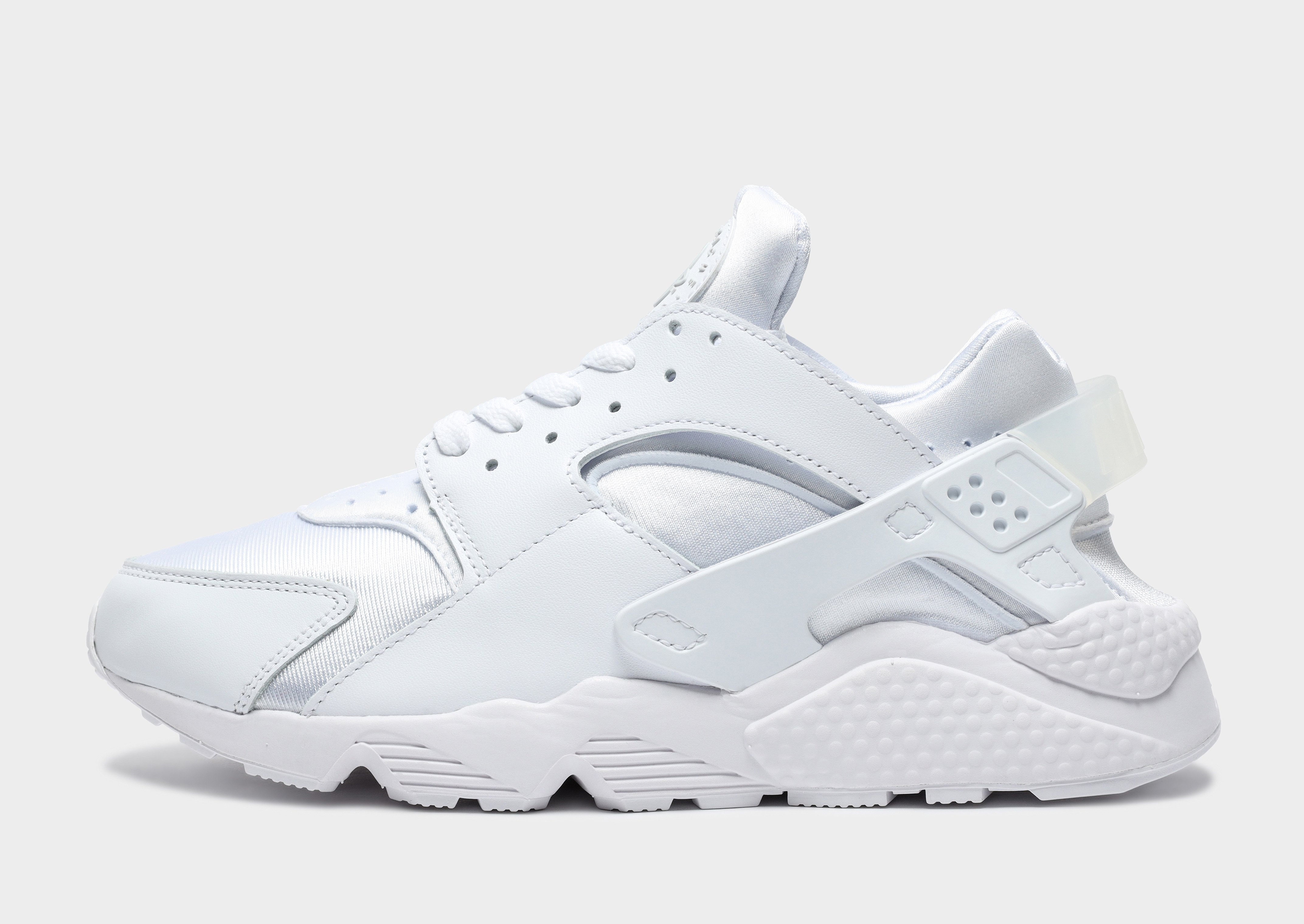 white huarache size 6