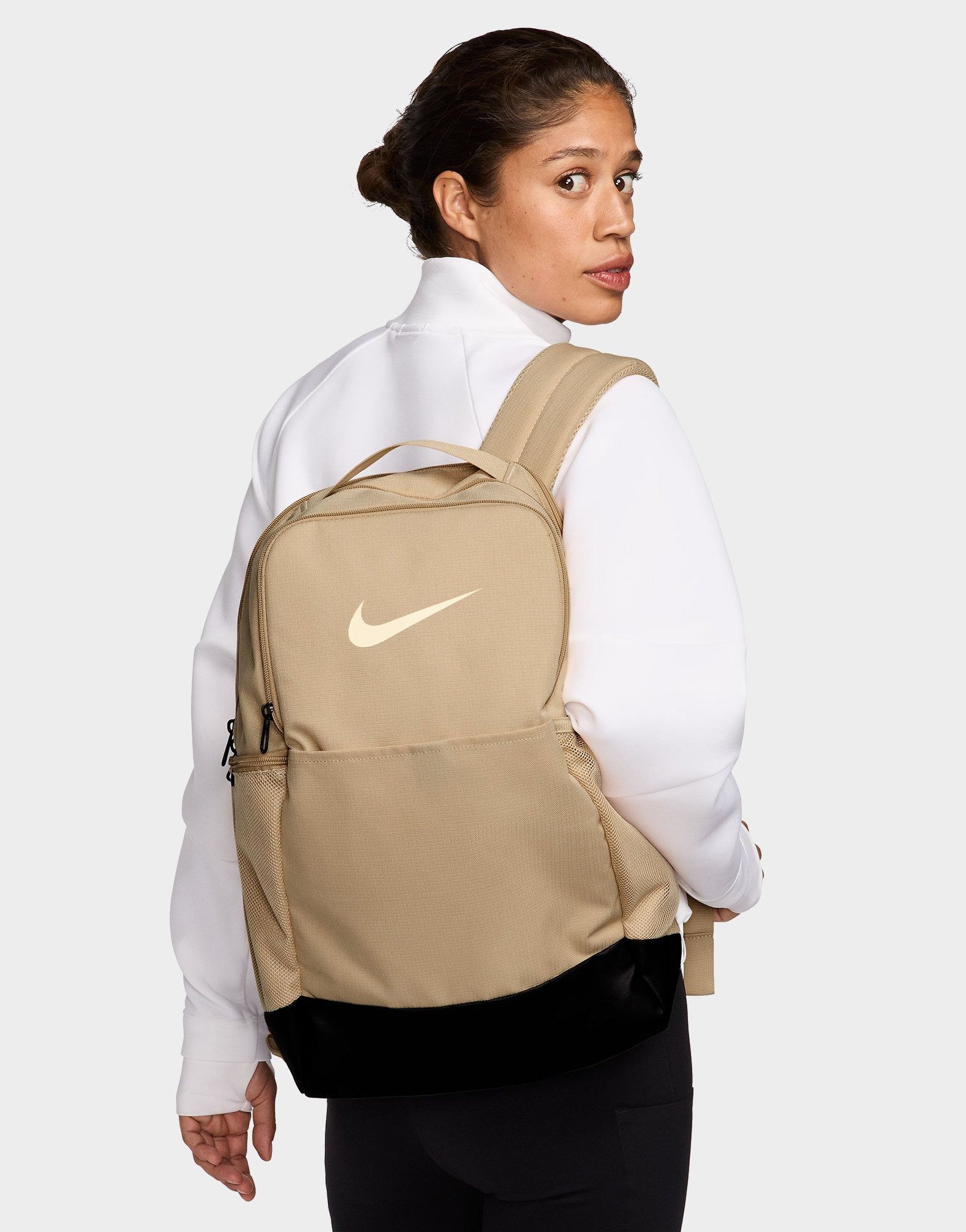 Nike backpack with charger online