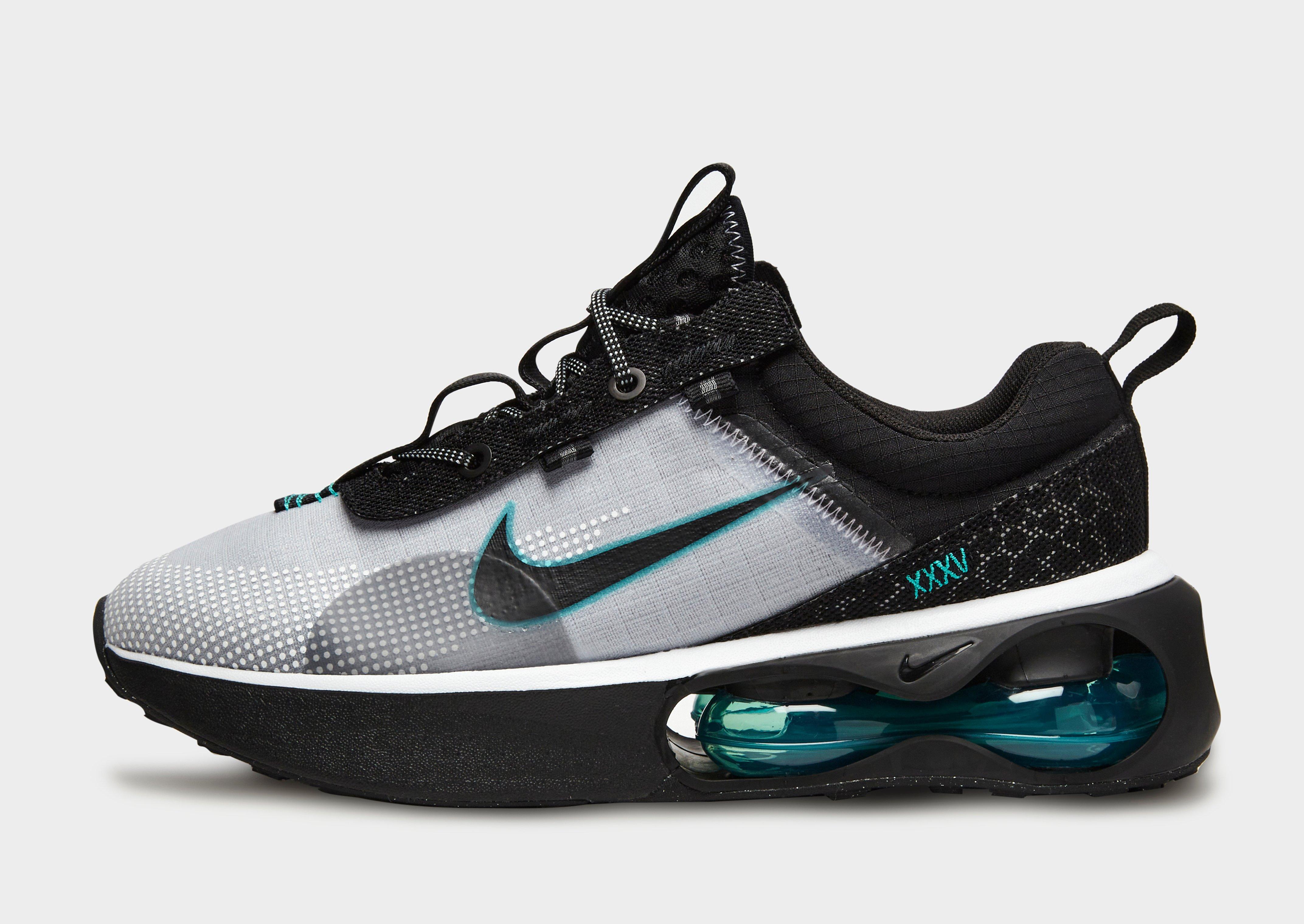 nike junior trainers grey