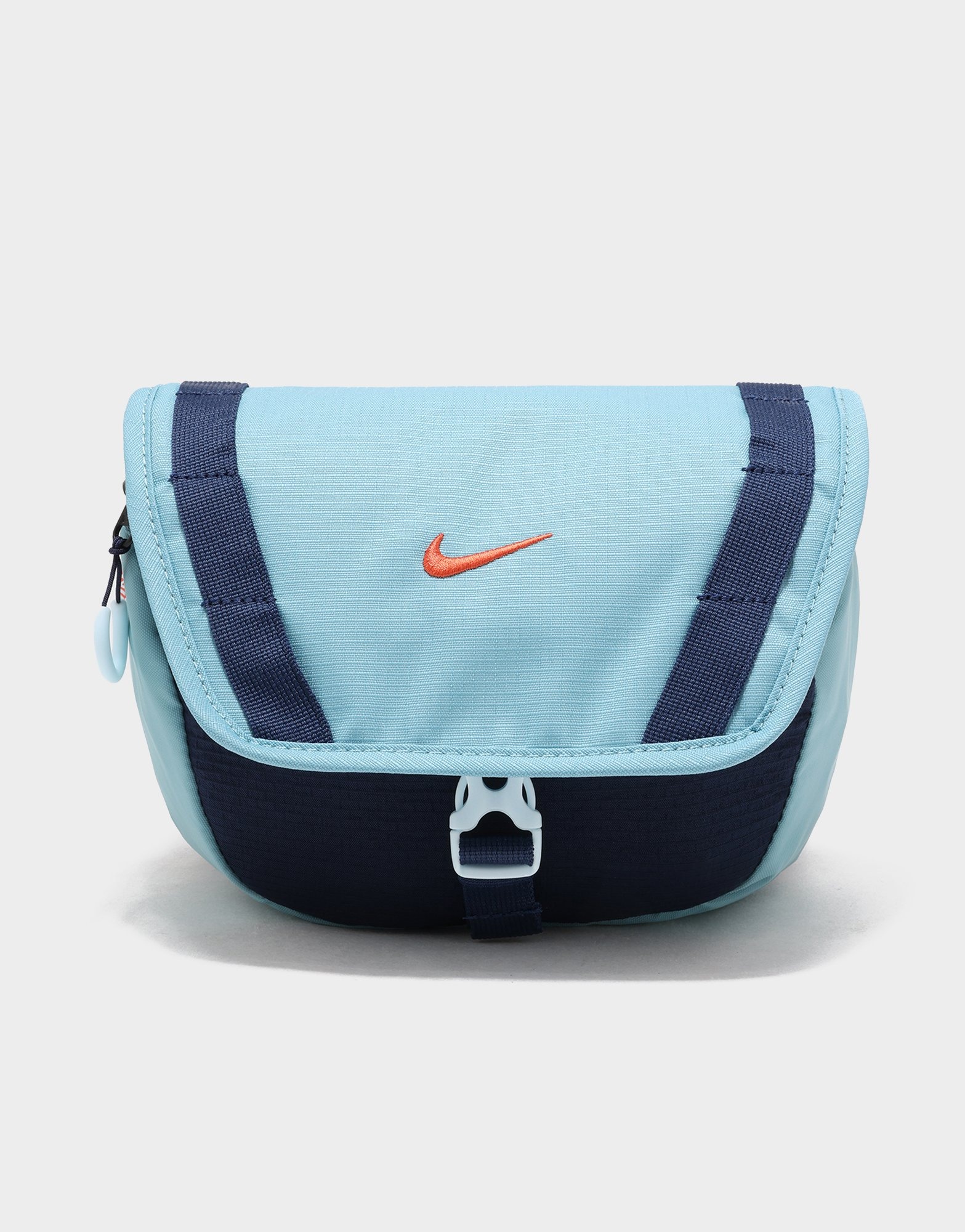 Nike fanny pack jd best sale