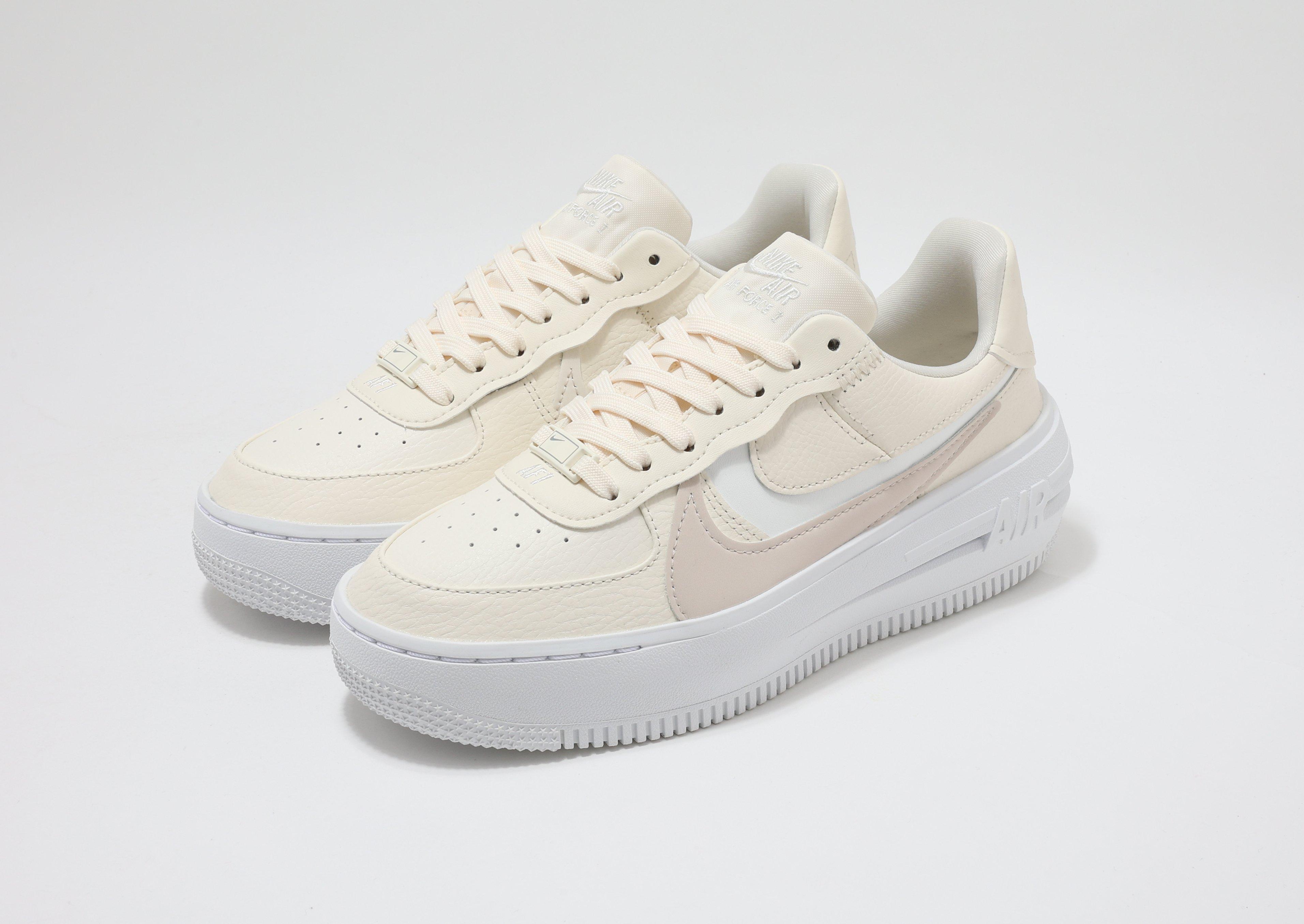 Nike air force on sale 1 thick sole