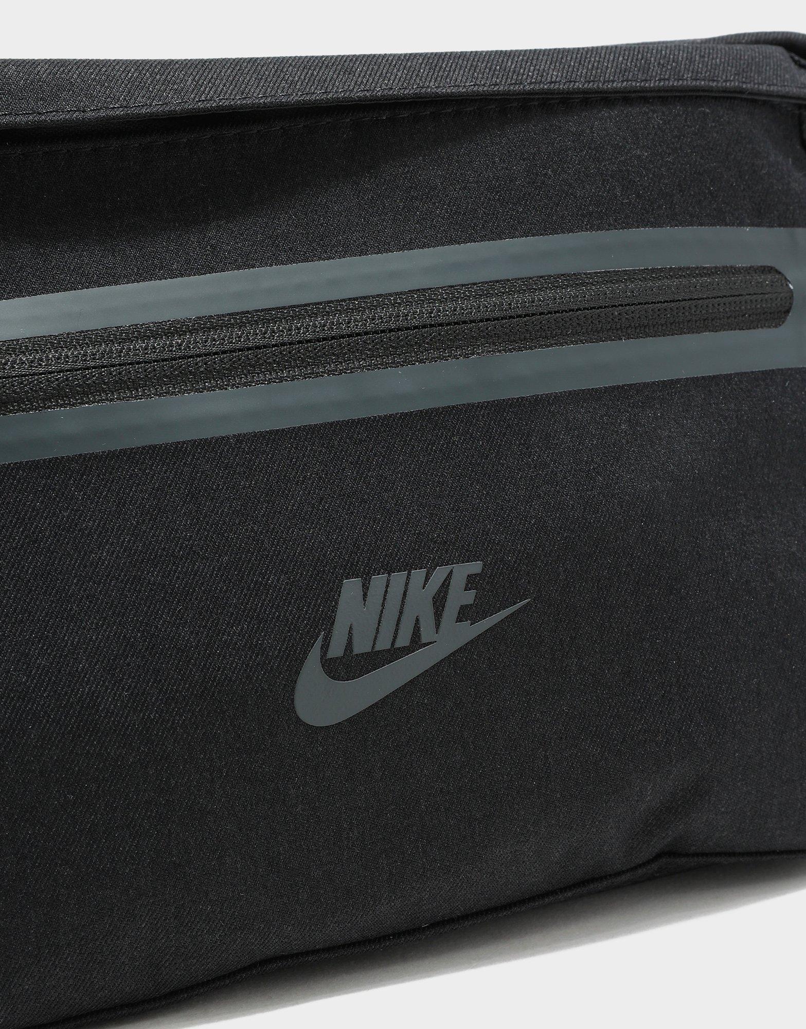 White nike fanny on sale pack