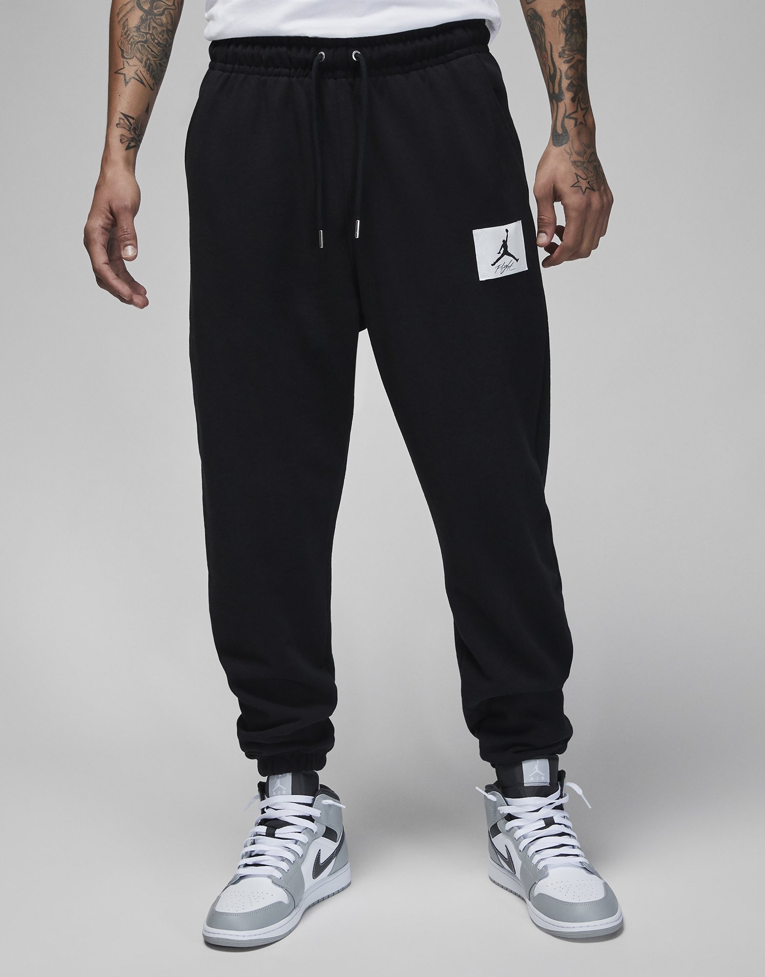 Black jordan sweatsuit on sale