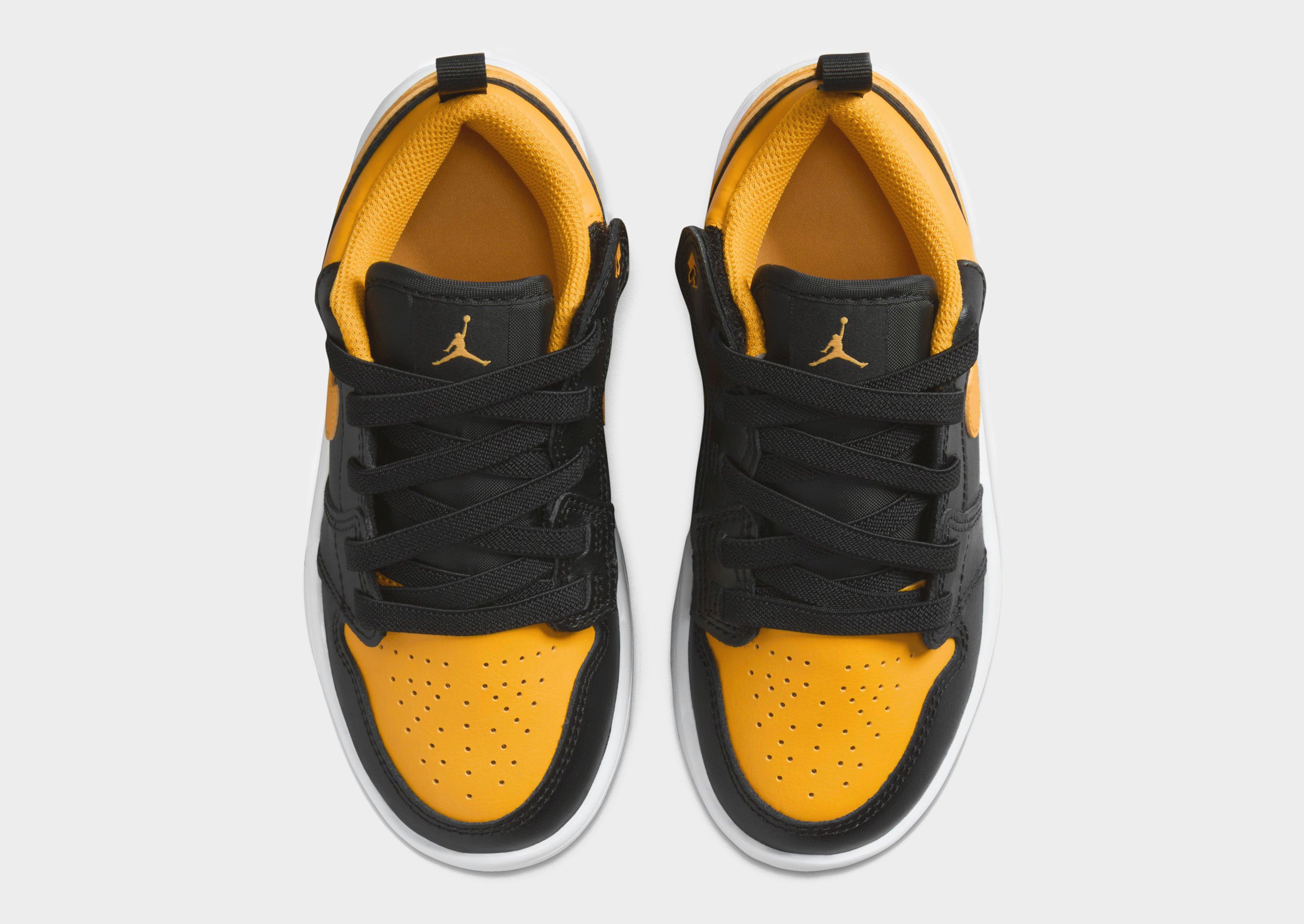 Air jordan 1 hot sale low yellow and black