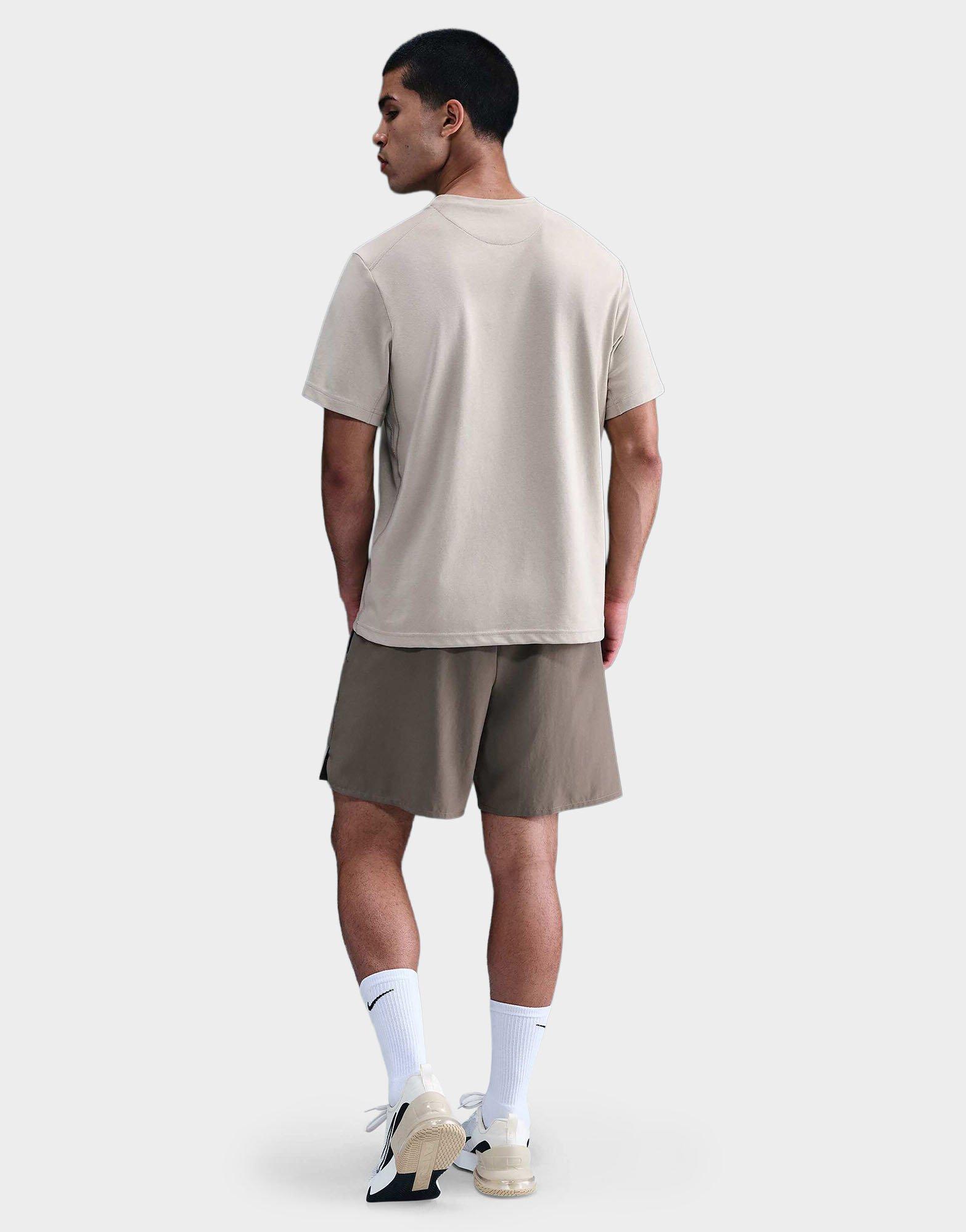 Nike Unlimited 7" Woven Shorts
