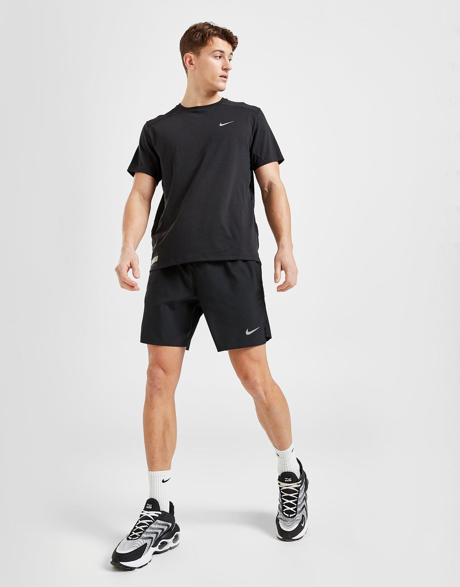 Nike Challenger 7 Inch Shorts