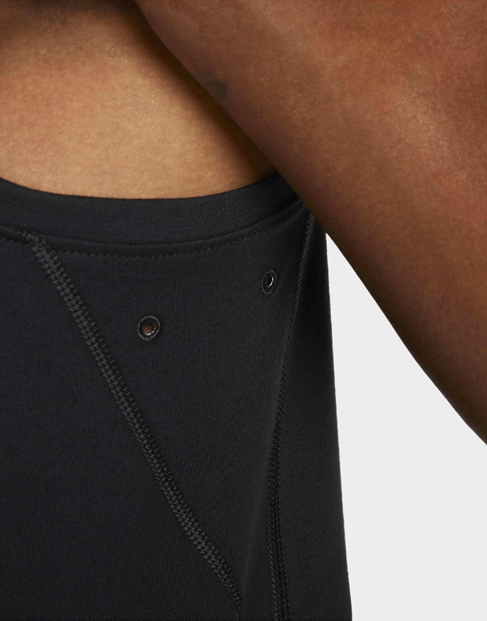 Nike MEN'S DRI-FIT VERSATILE