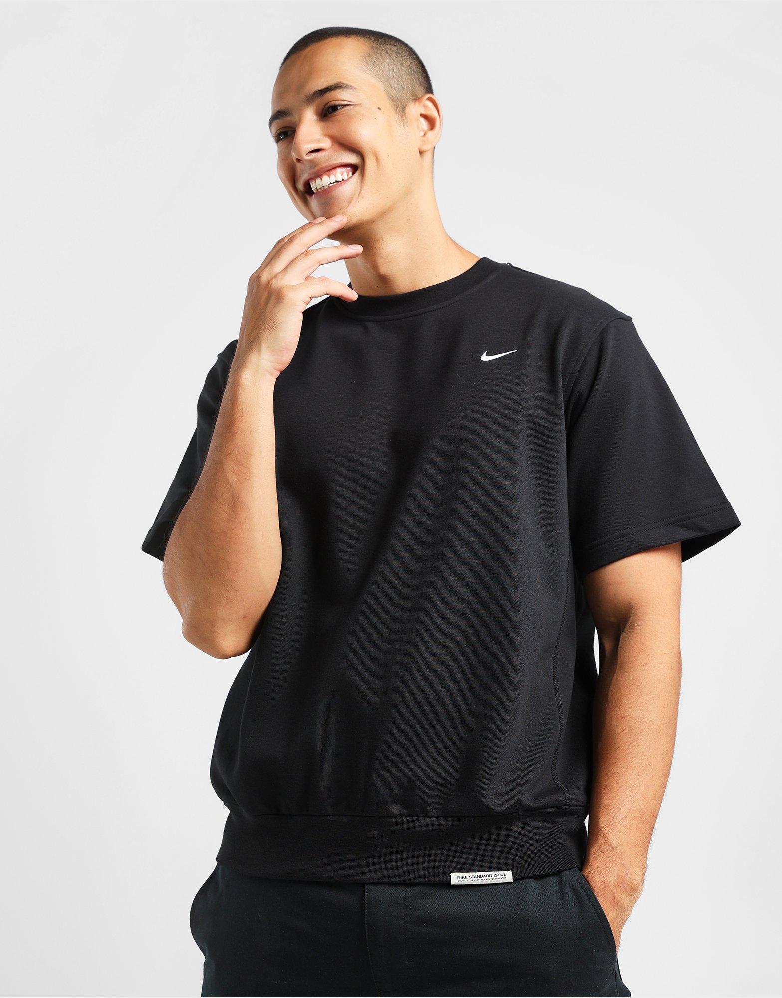 Black Nike Dri-FIT Standard Issue Basketball T-Shirt - JD Sports