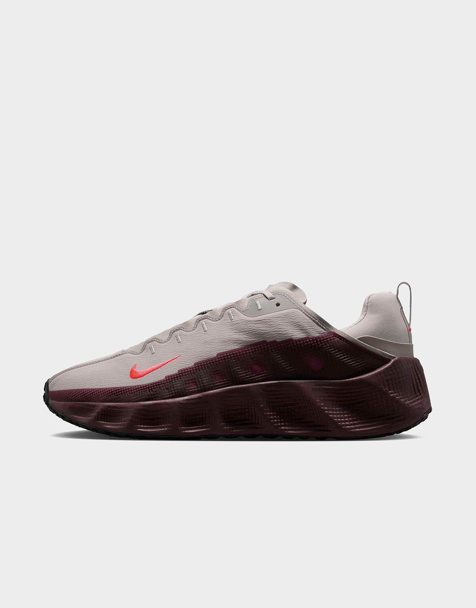 Nike Ava Rover