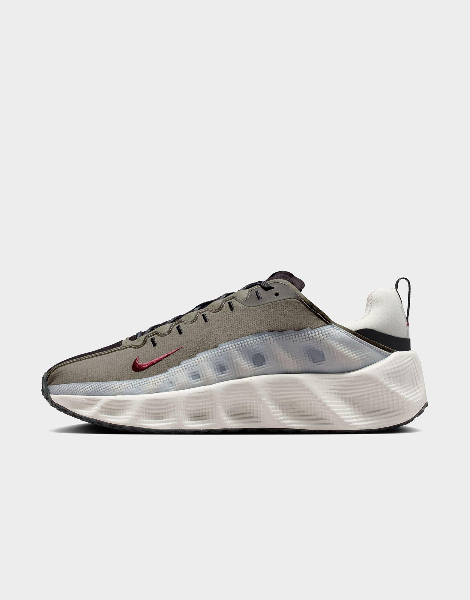 Nike Ava Rover