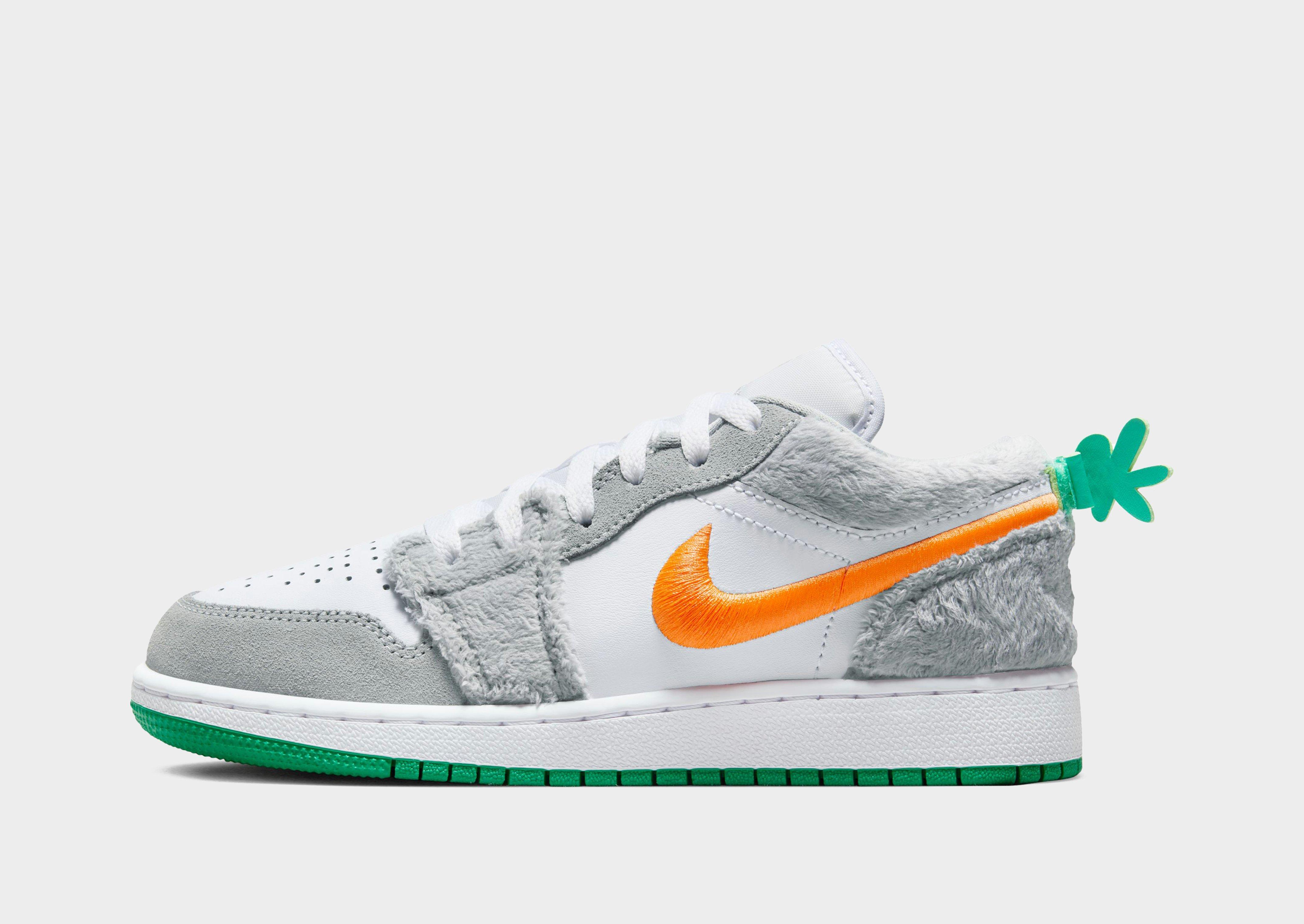 White Jordan Air 1 Low SE Junior - JD Sports Singapore