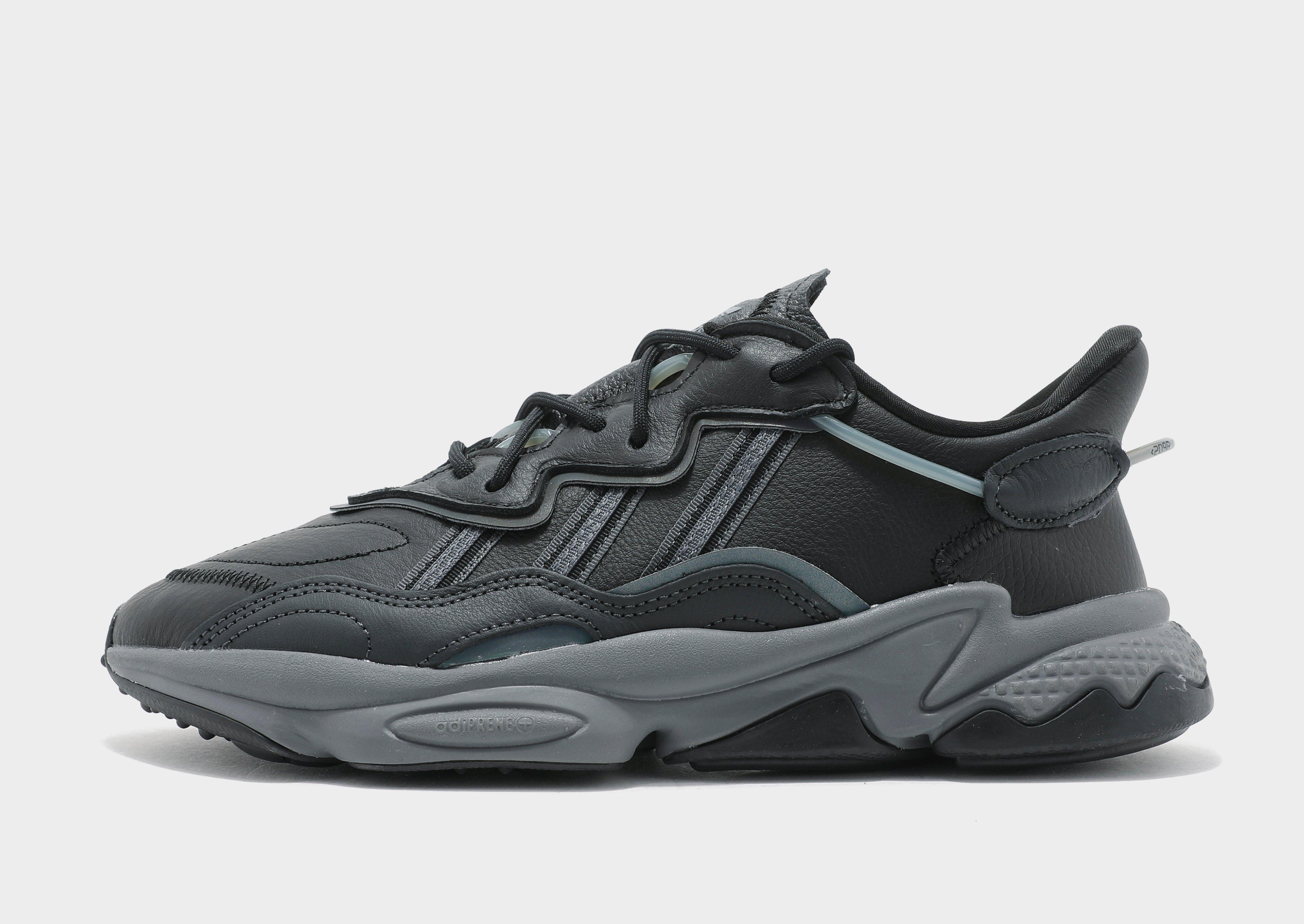 originals ozweego shoes