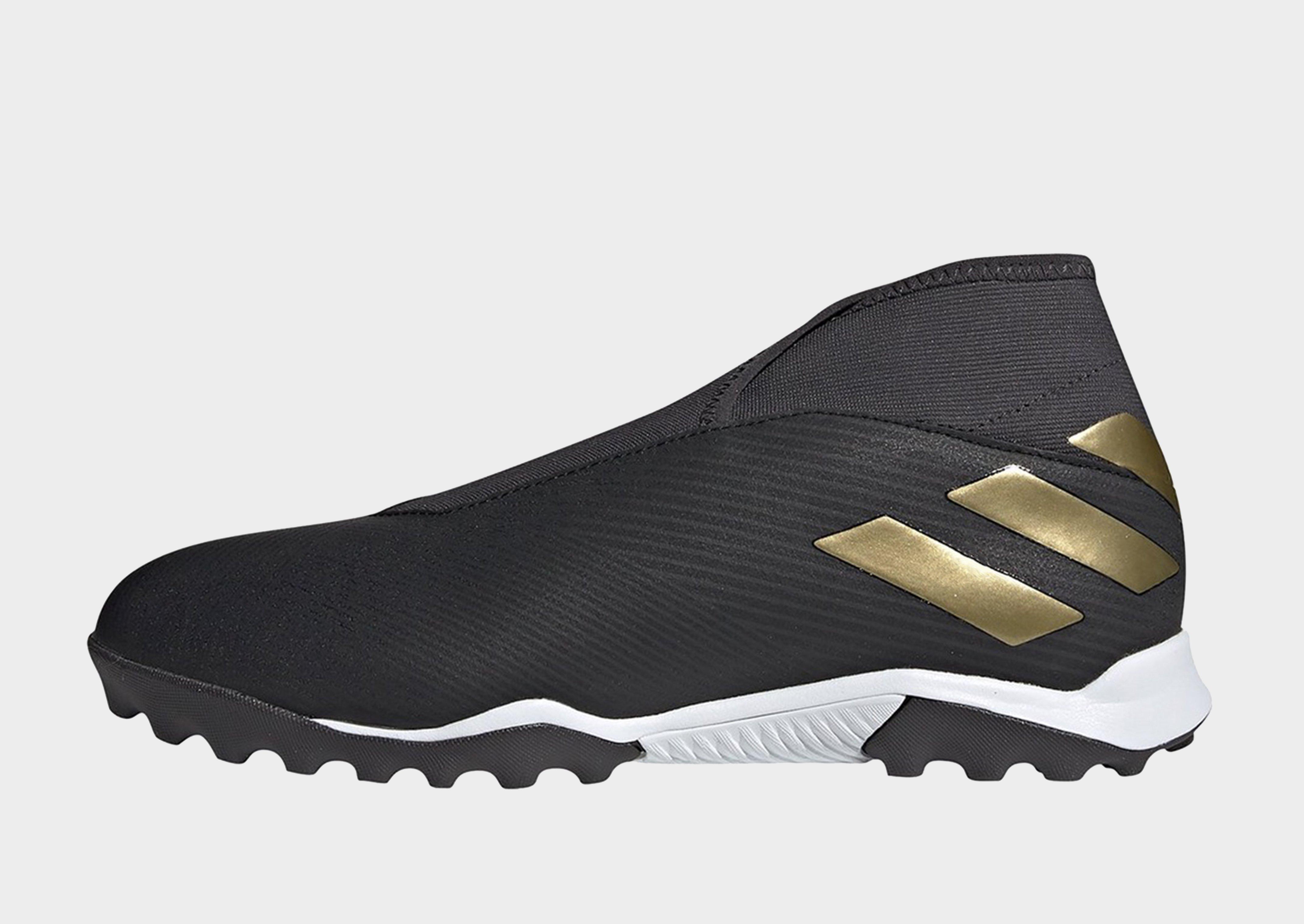 nemeziz turf boots