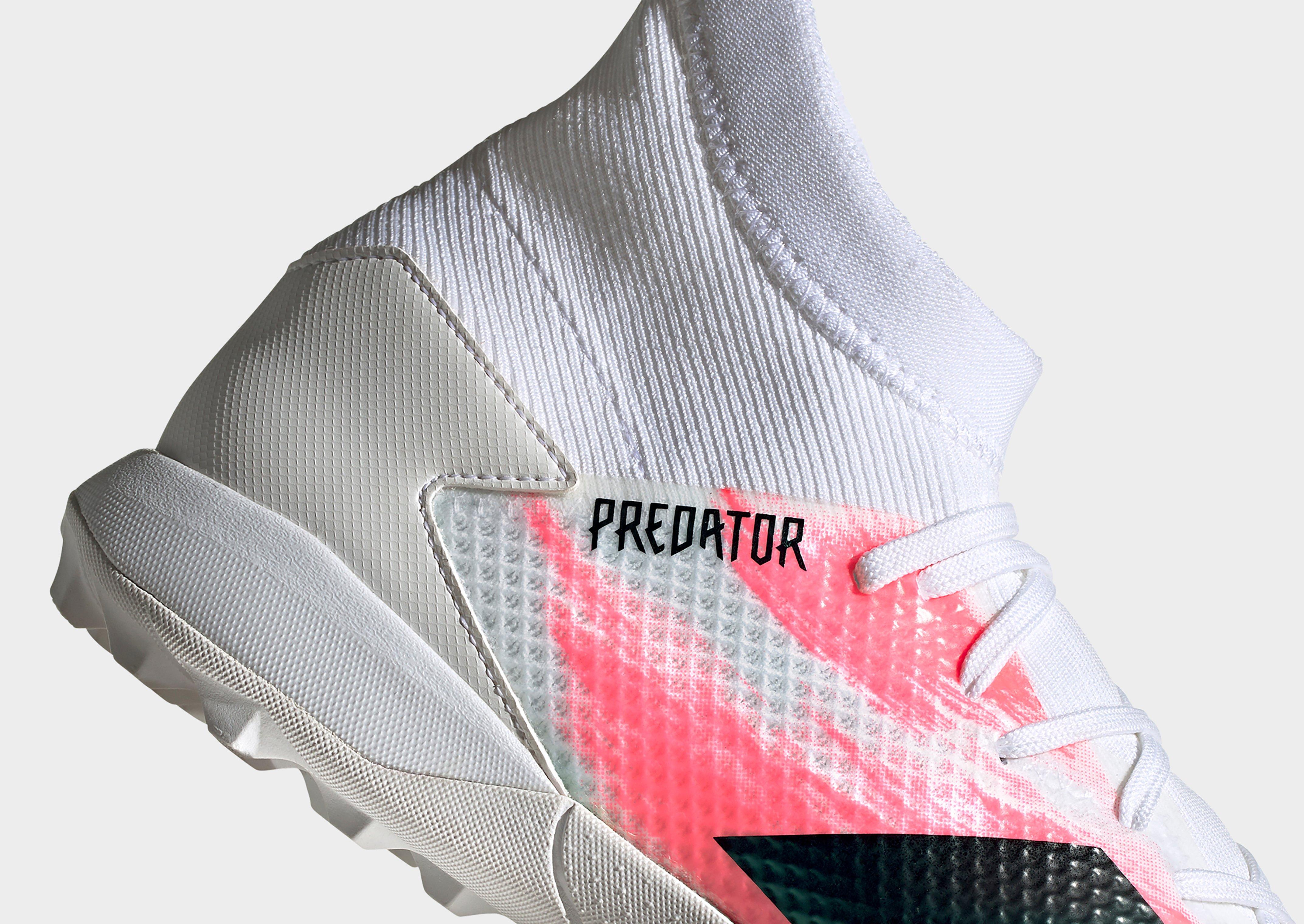 predator 20.3 turf boots