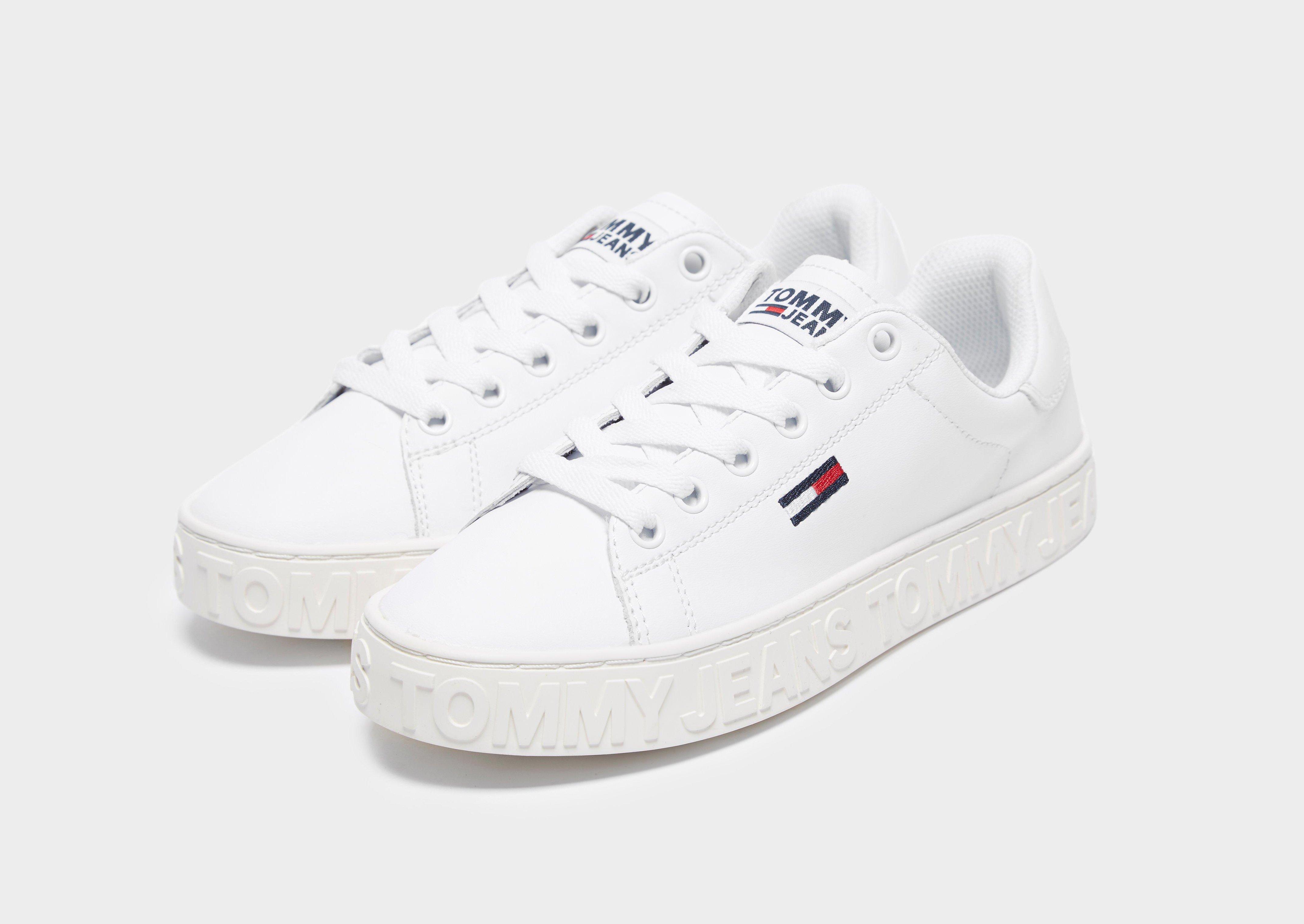tommy hilfiger women's sneakers white