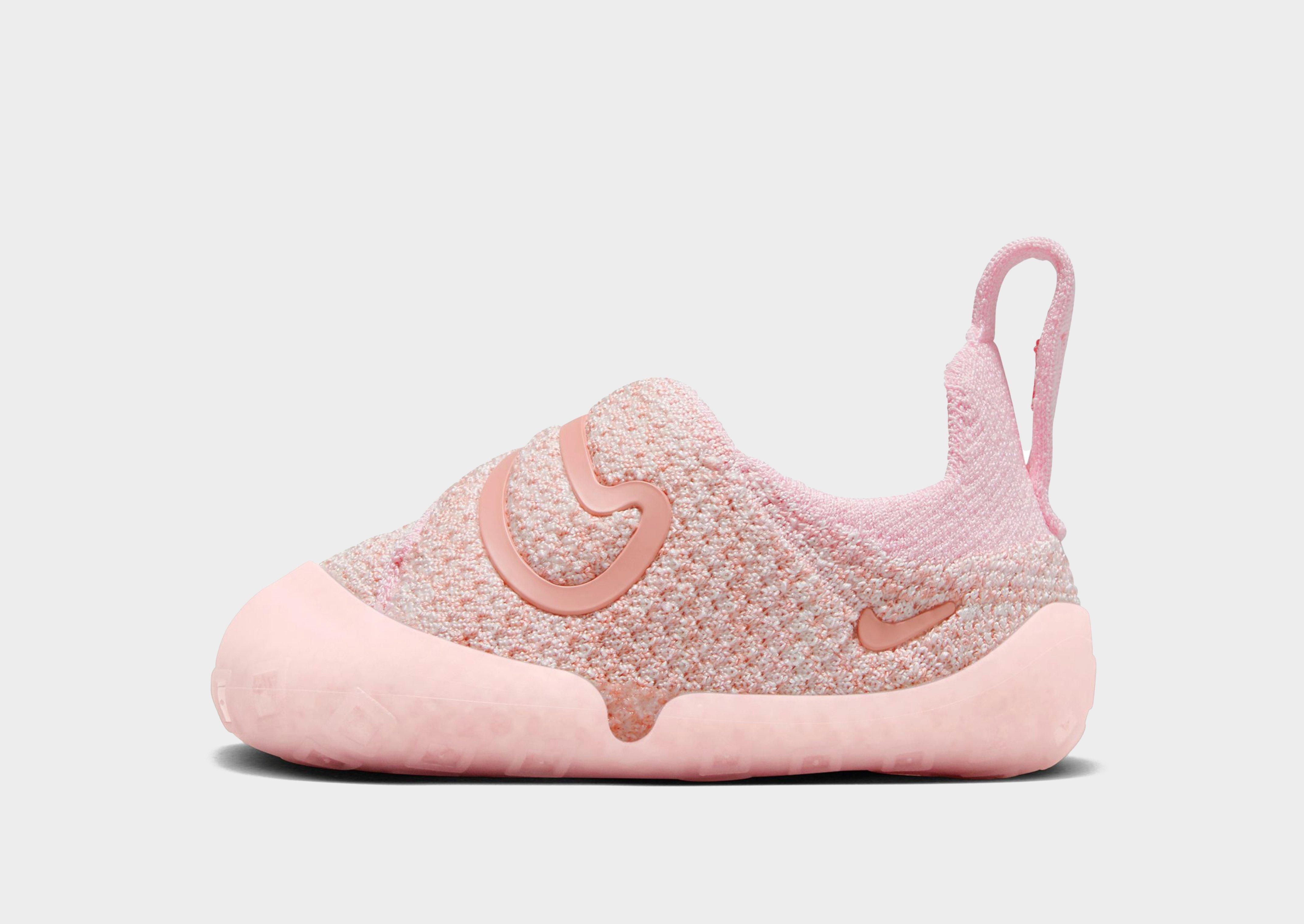 Nike swoosh outlet pink