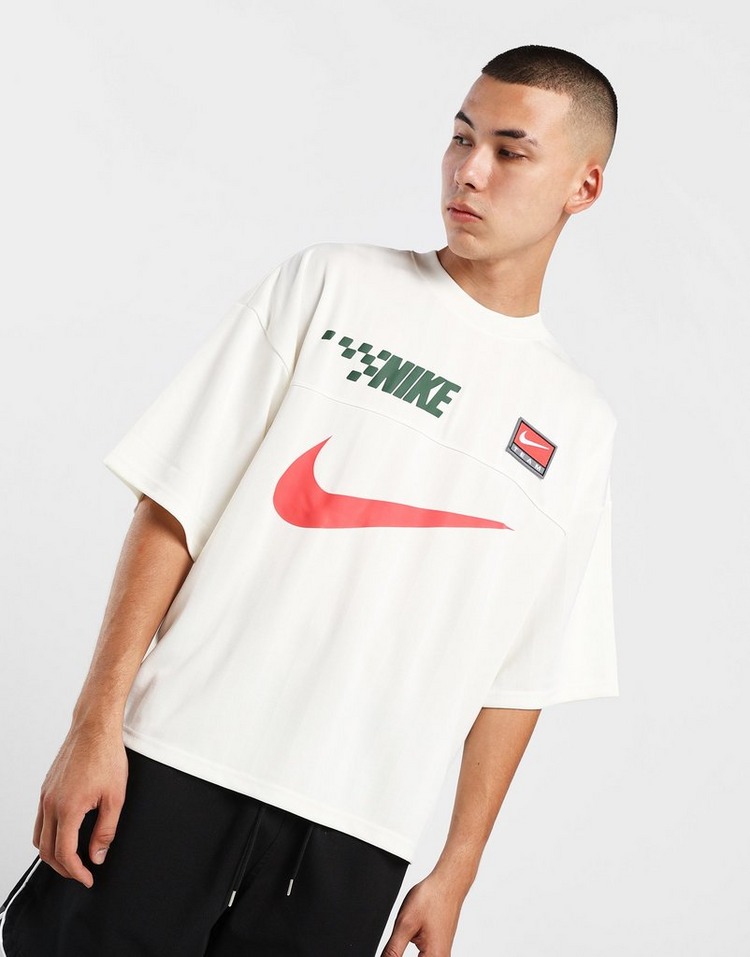 Nike เสื้อยืดผู้ชาย Sportswear Trend