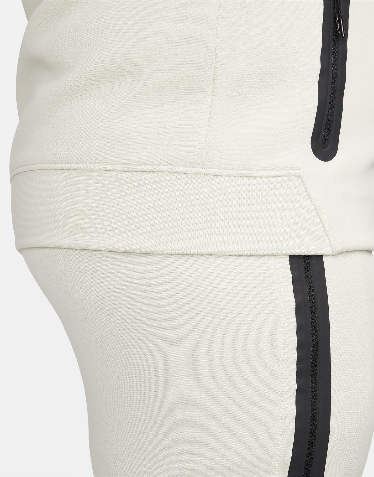 Nike TECH FLEECE FULL ZIP