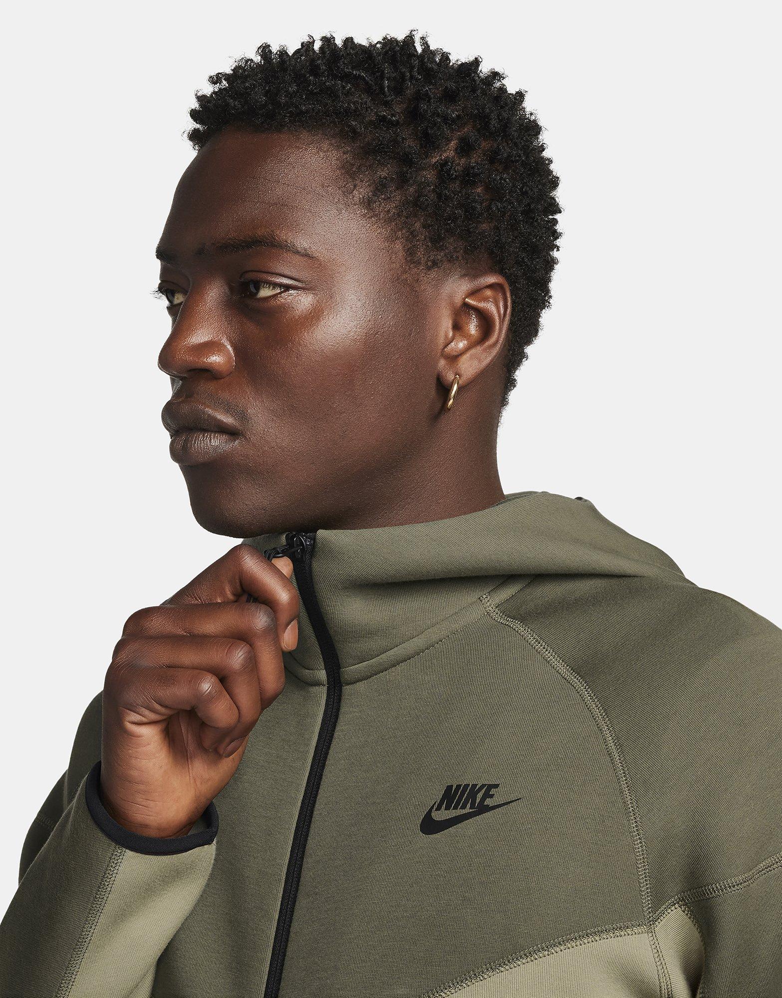 Nike TECH FLEECE FULL ZIP