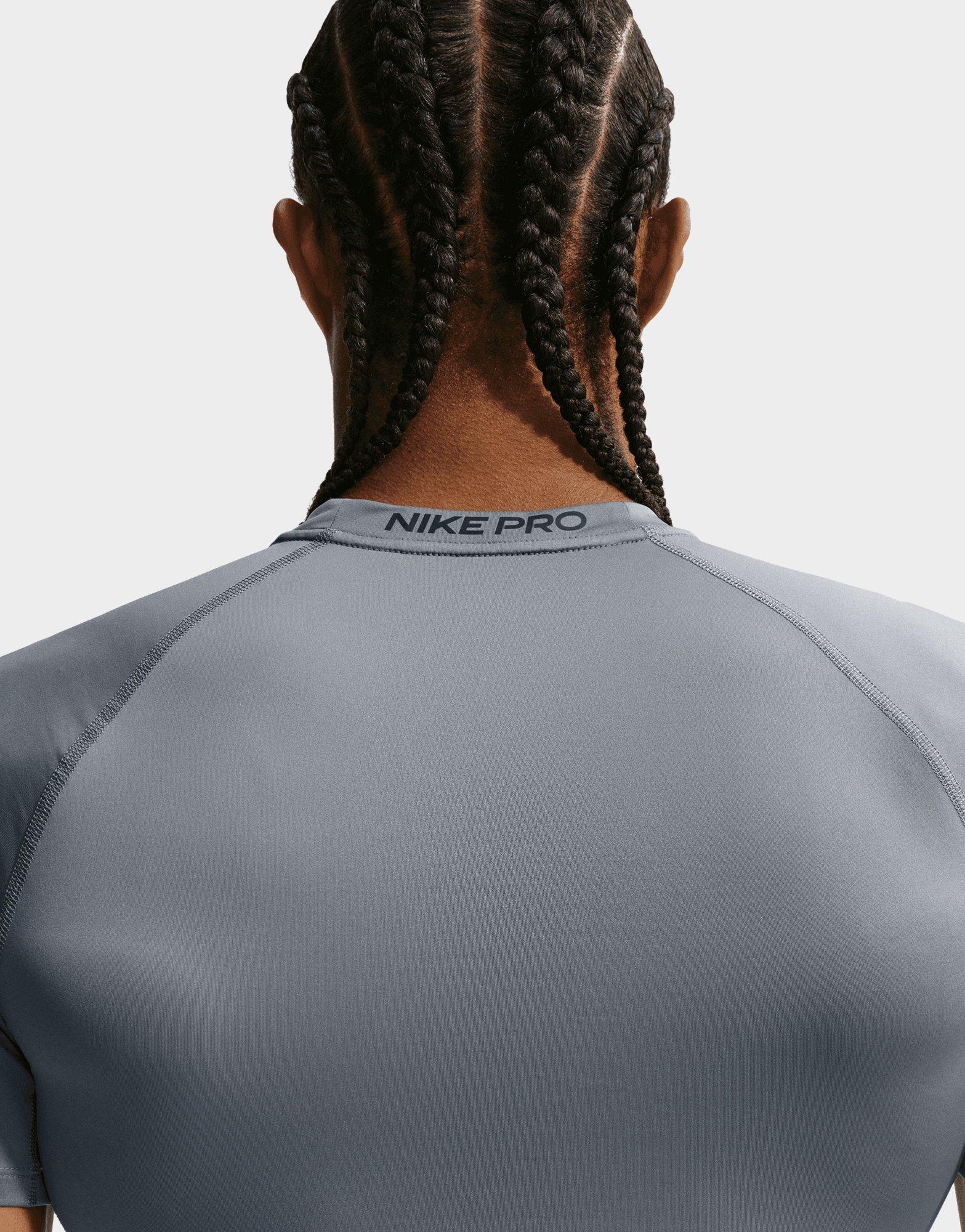 Nike Dri-FIT strakke fitnesstop met korte mouwen voor heren Pro