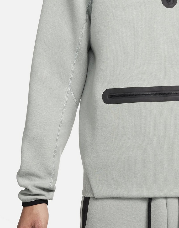 Nike Tech 1/2 Zip Sweatshirt