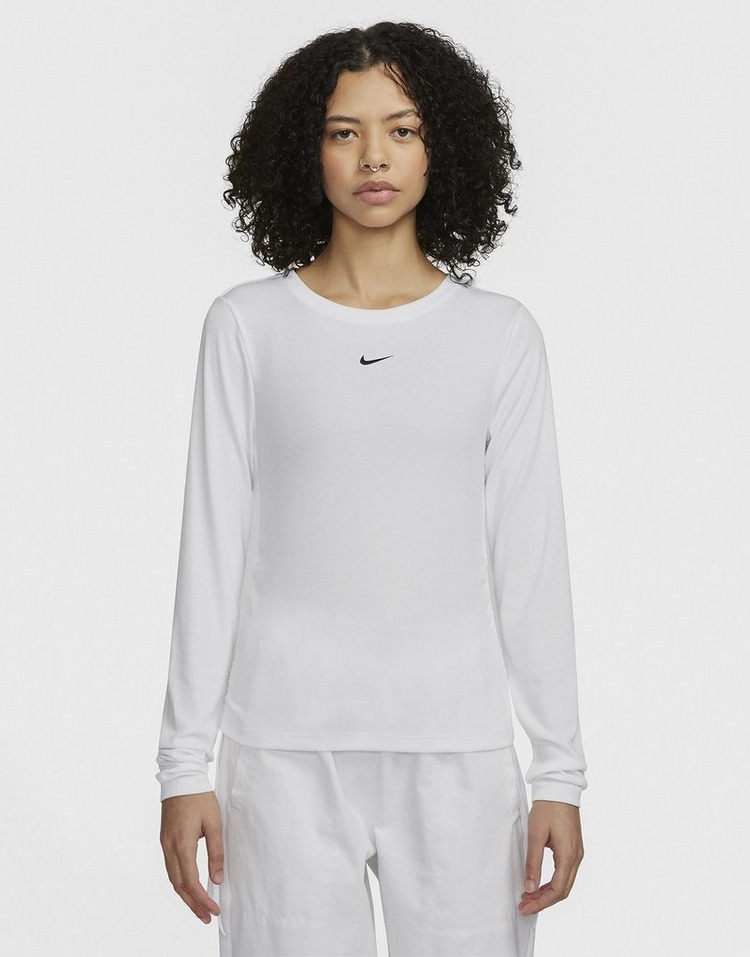 Nike Essential Ribbed Long Sleeve T-Shirt