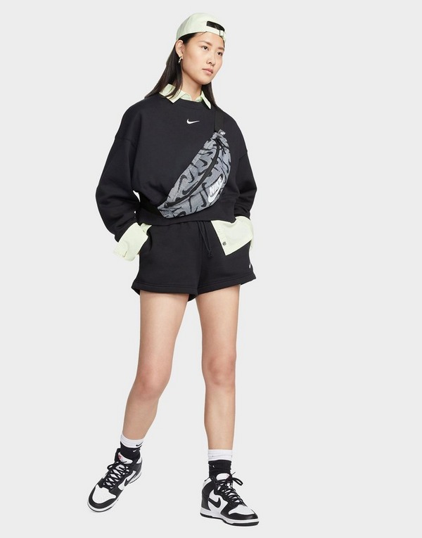 Nike กางเกงขาสั้นผู้หญิง Sportswear Phoenix Fleece High-Waisted