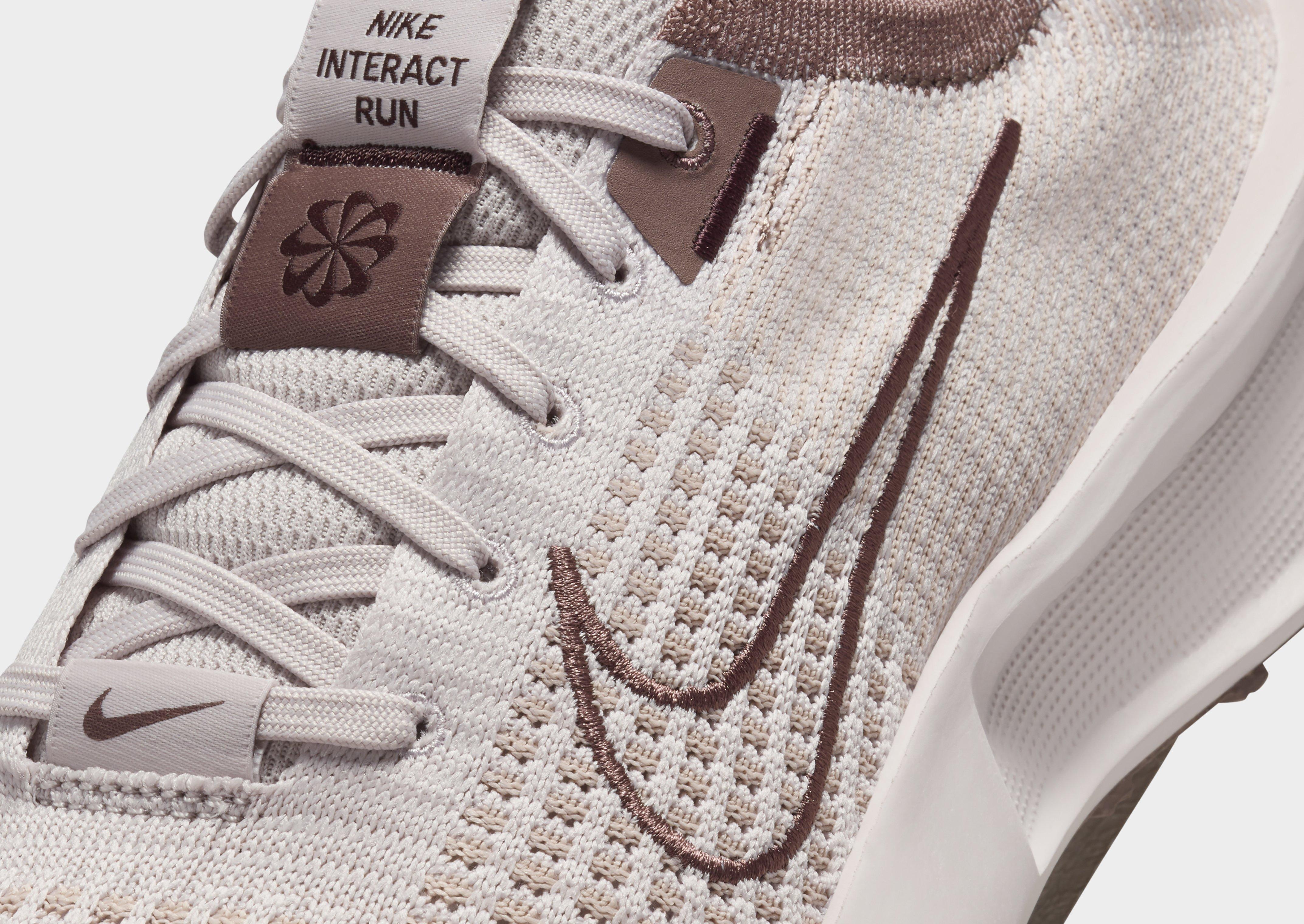Nike NIKE INTERACT RUN
