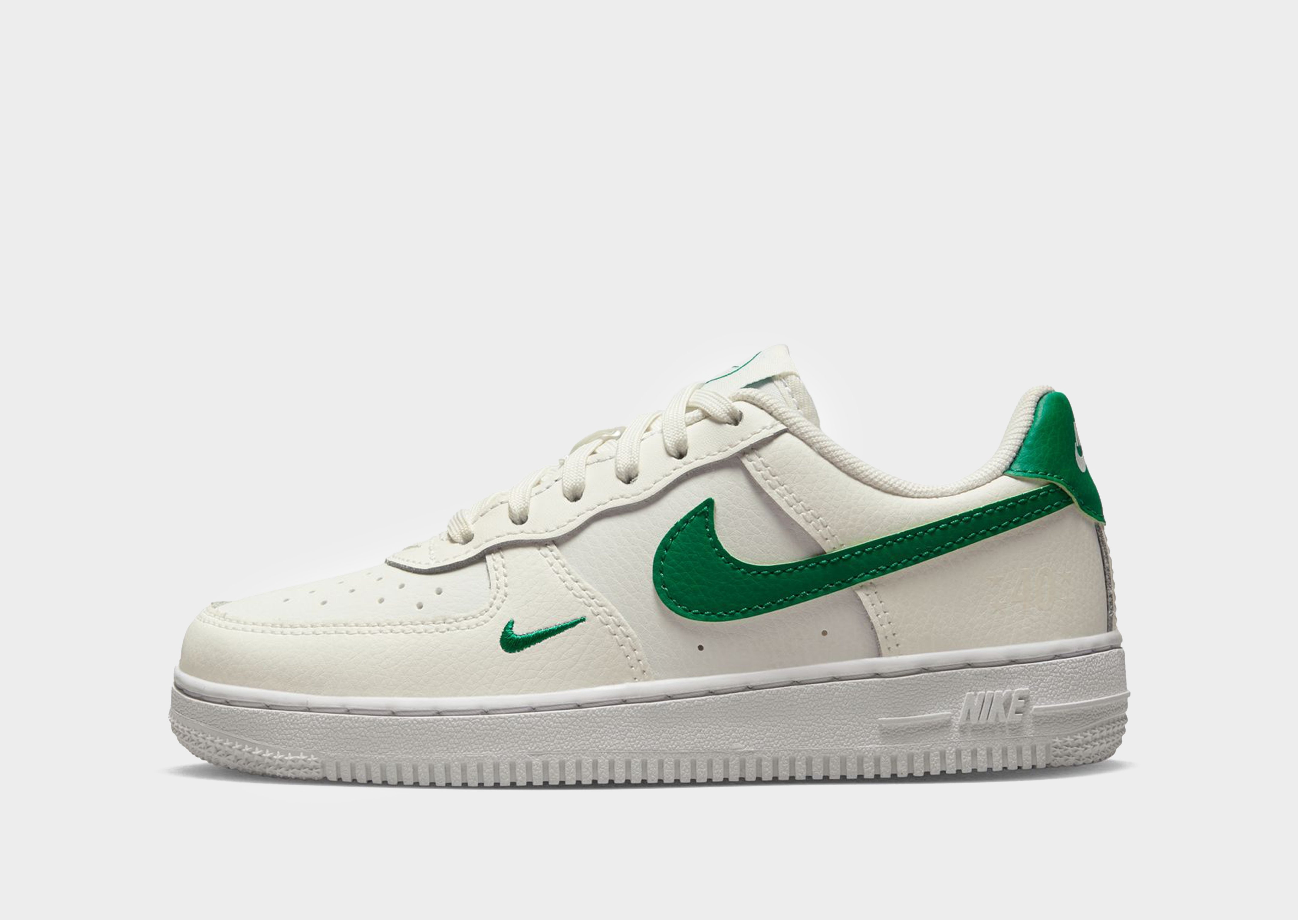 nike air force 1 youth 5.5 white