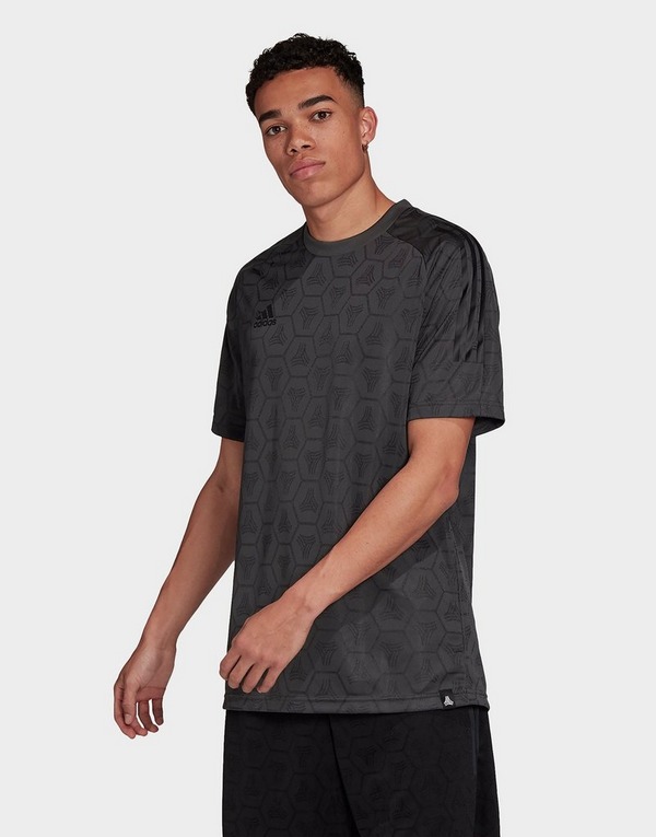 Shop den adidas Performance tan jacquard trikot Shop den adidas Performance tan jacquard trikot